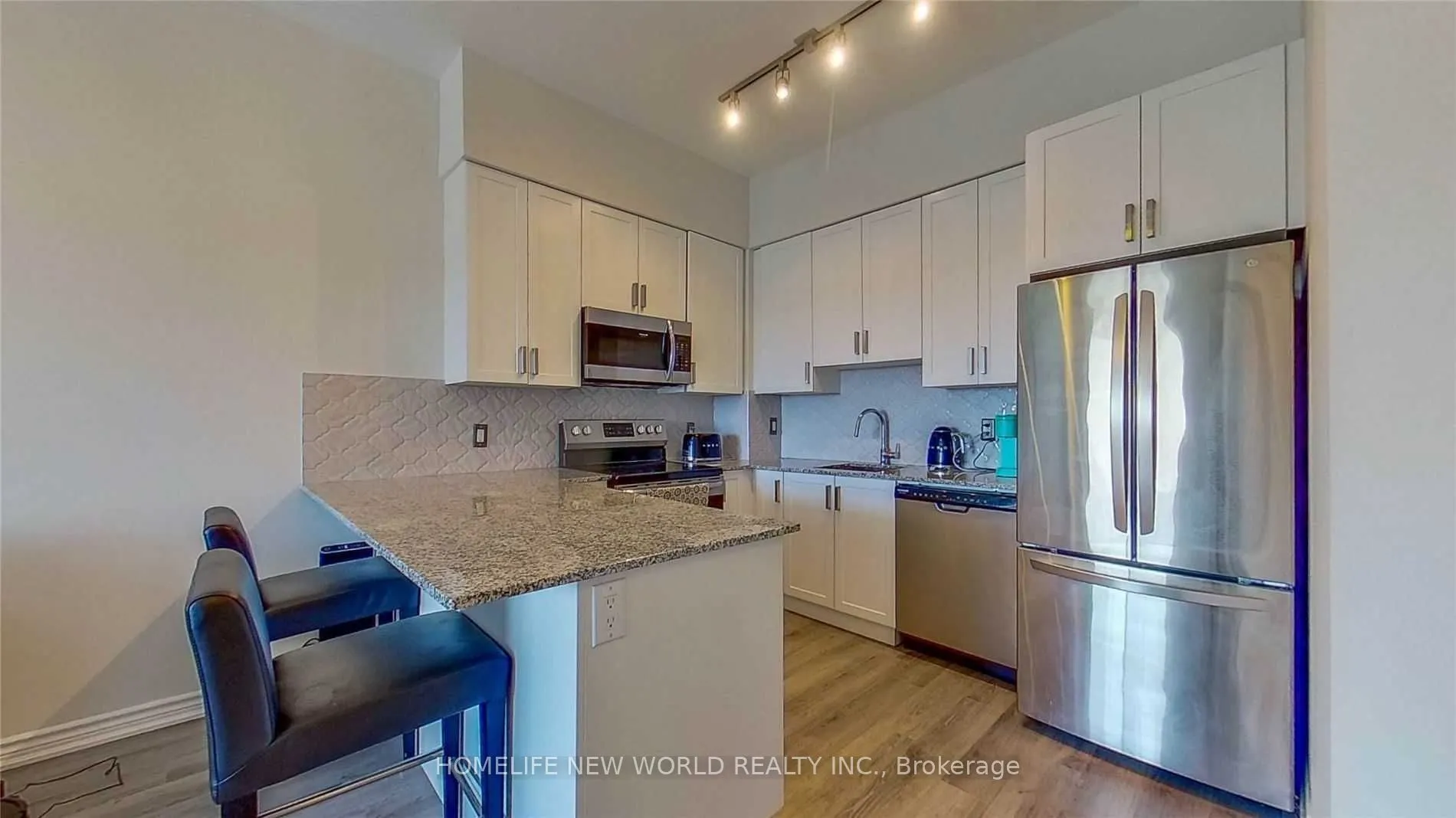 11611 Yonge Street, #501