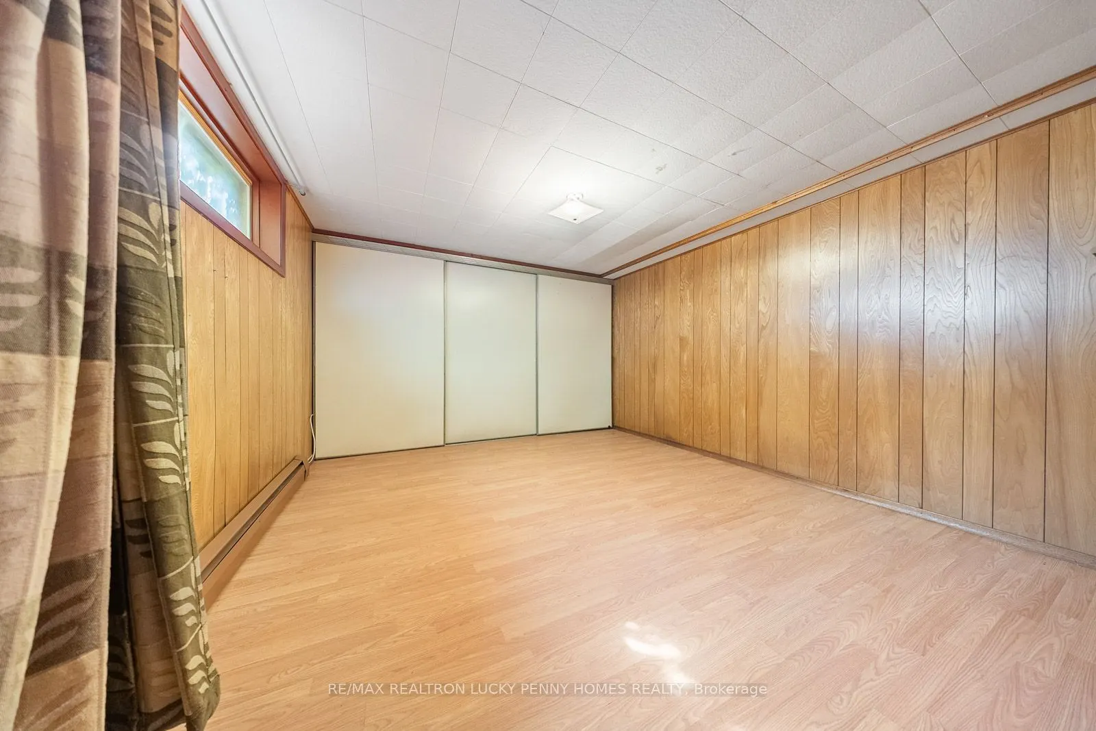 6 SCANDIA Court