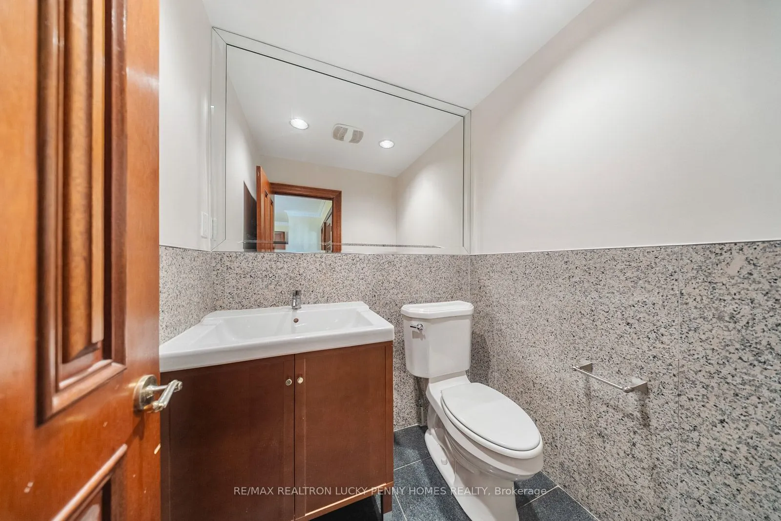 6 SCANDIA Court
