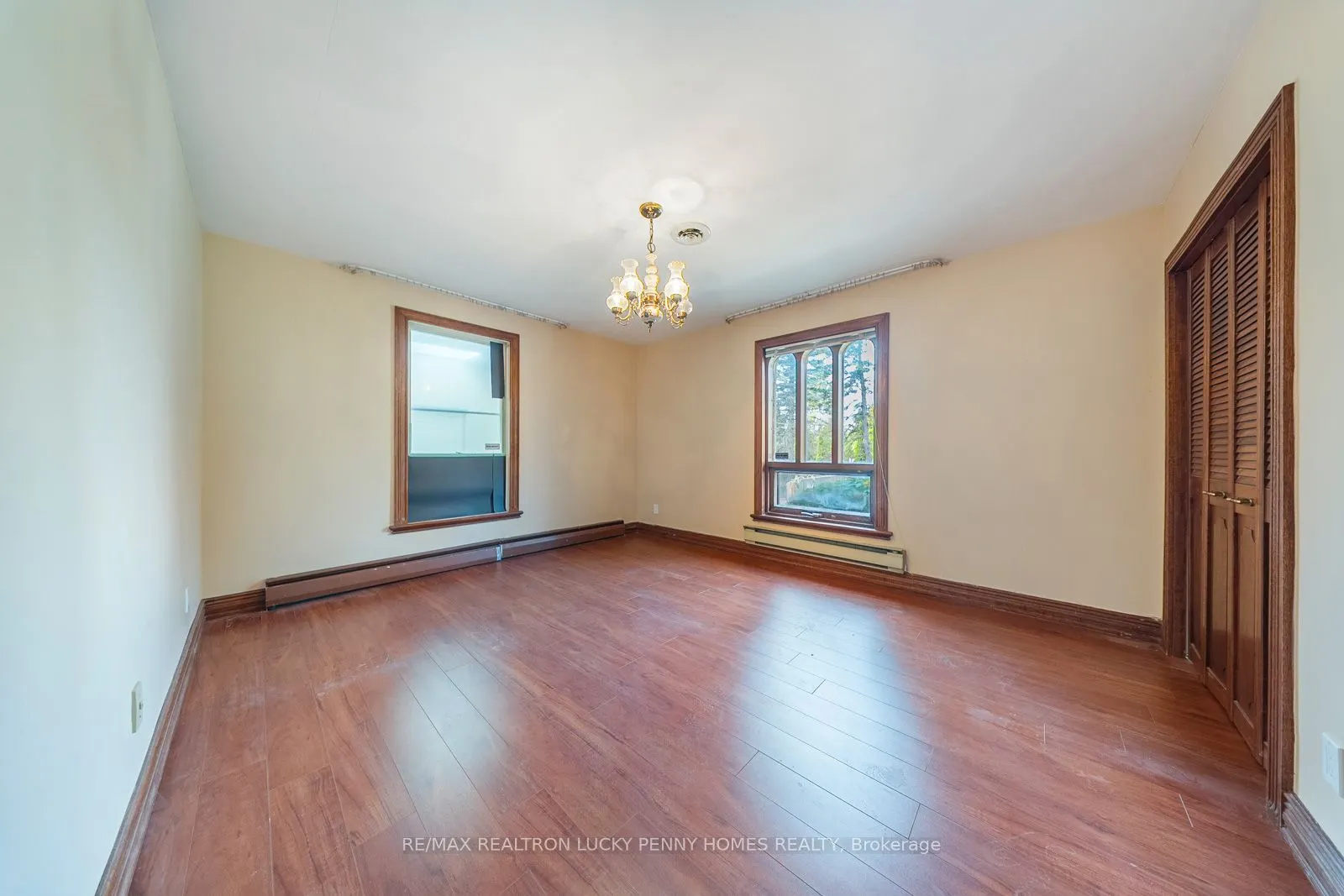 6 SCANDIA Court