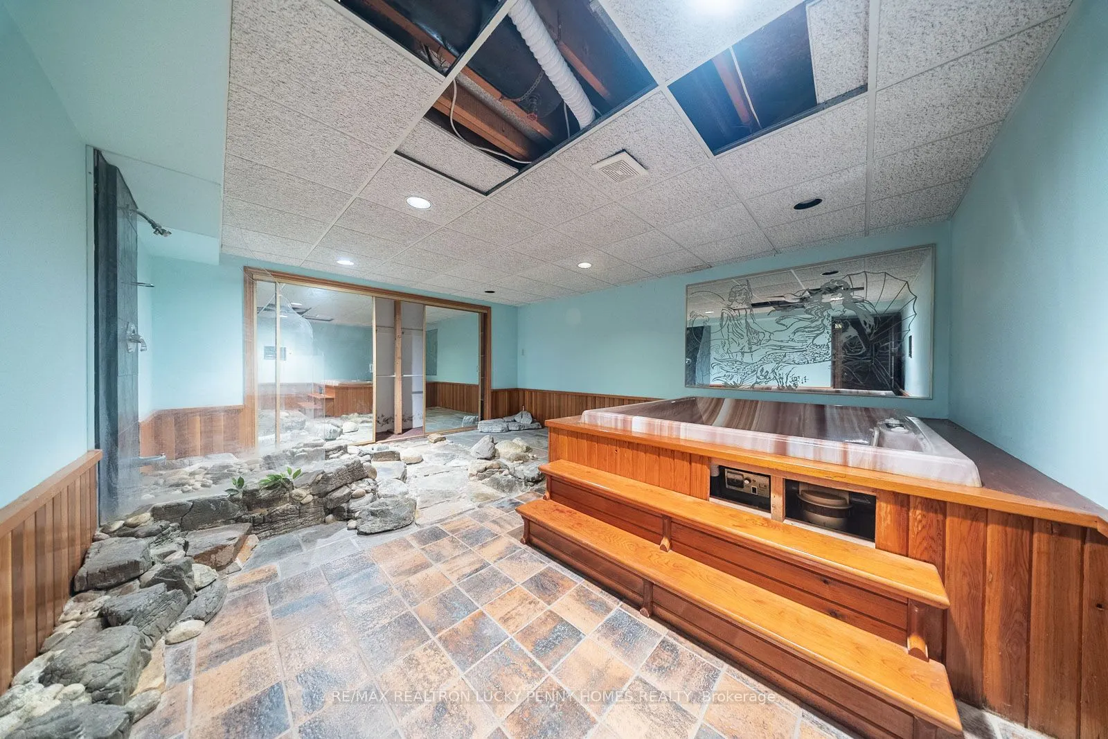 6 SCANDIA Court