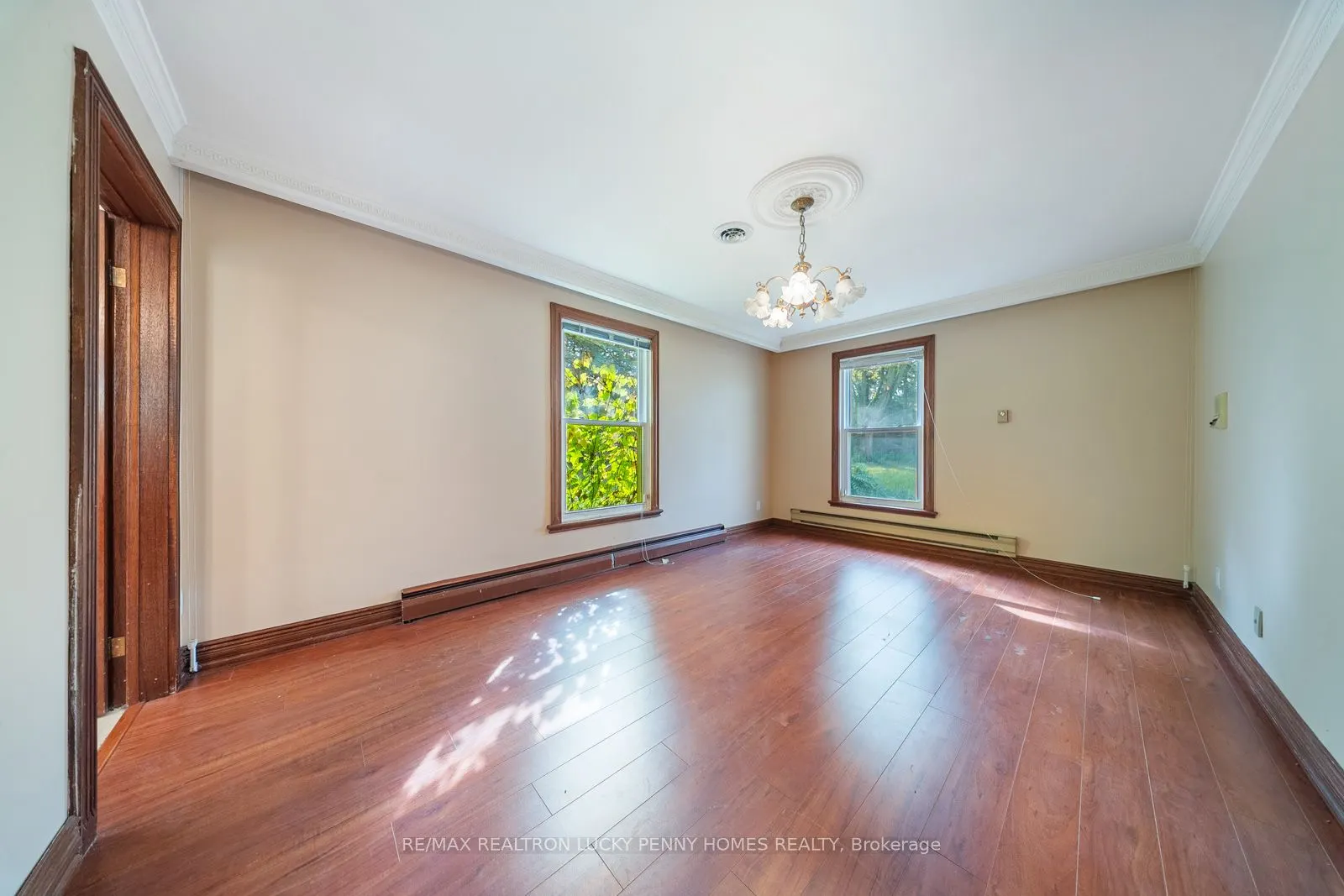 6 SCANDIA Court