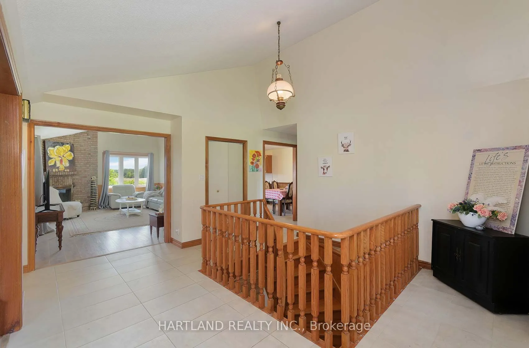 5125 Concession 4 Road E