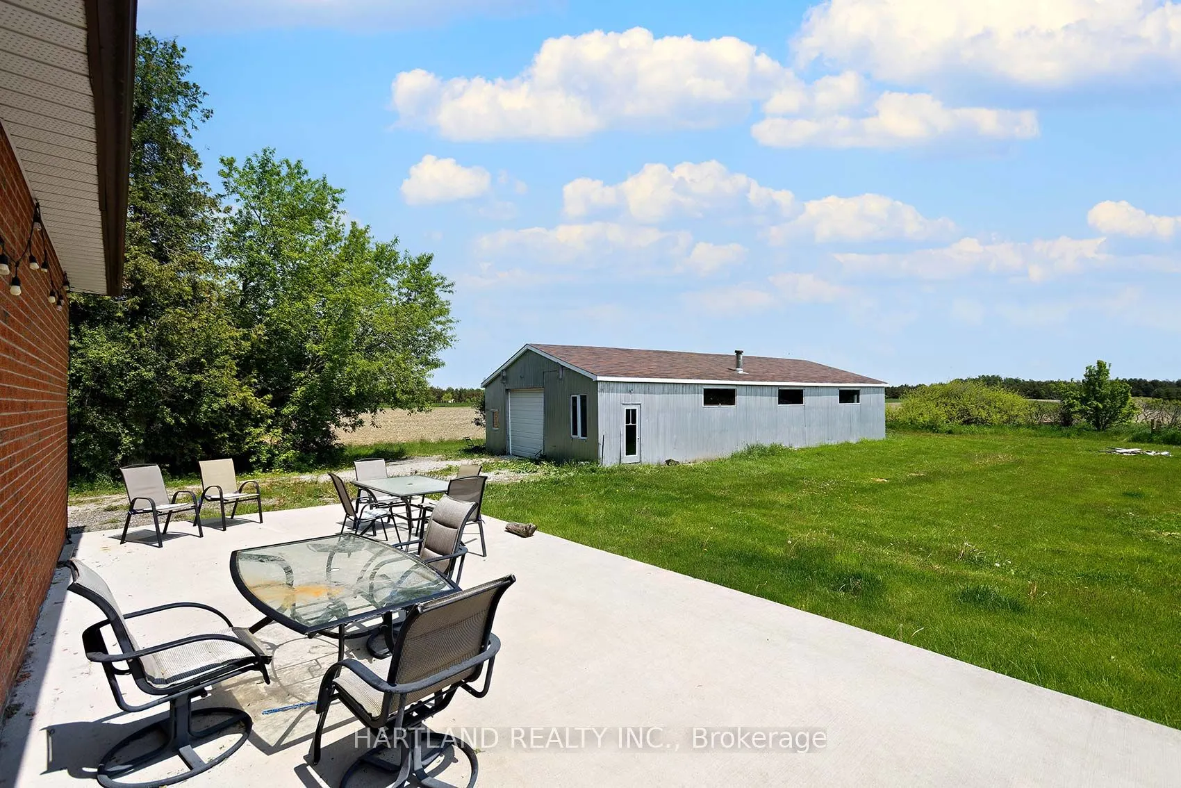 5125 Concession 4 Road E