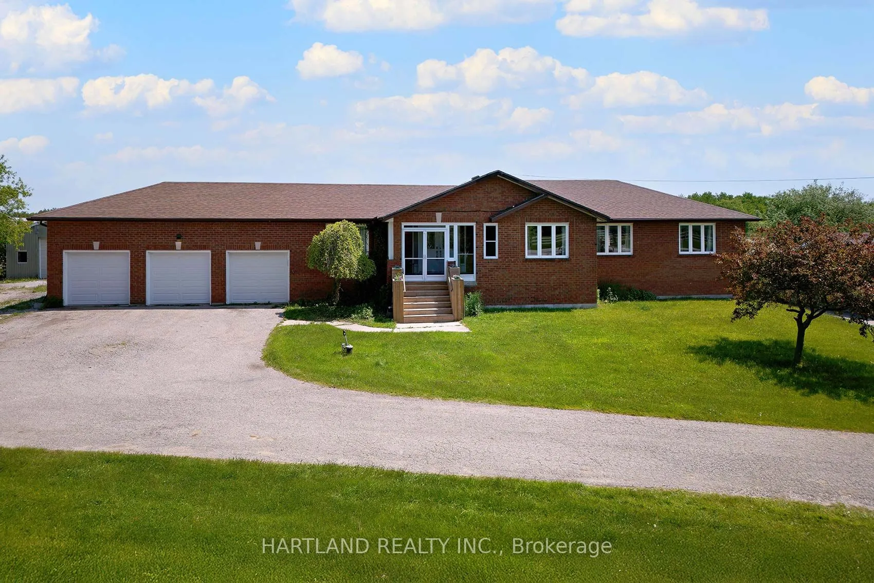 5125 Concession 4 Road E