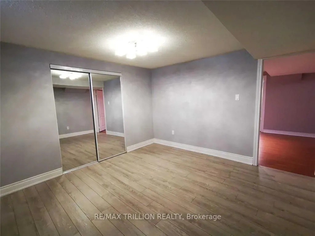 14 Greenhill Avenue, #Bsmt