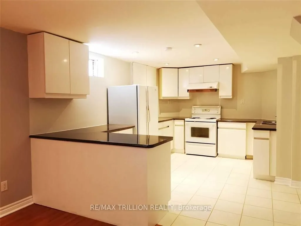 14 Greenhill Avenue, #Bsmt