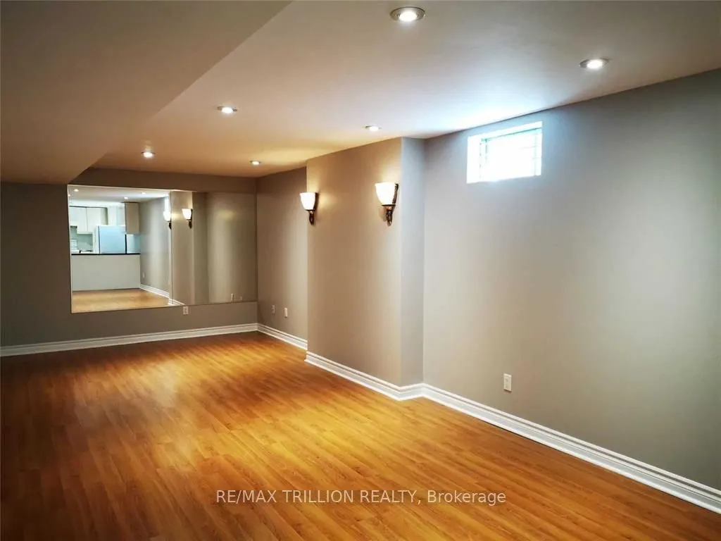 14 Greenhill Avenue, #Bsmt