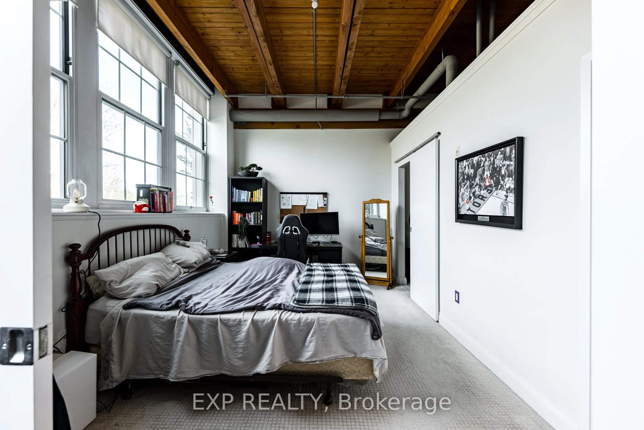 543 Timothy Street, #111