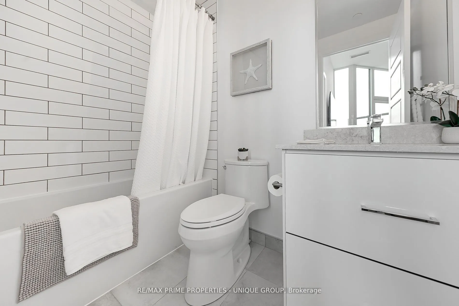 415 Sea Ray Avenue, #427
