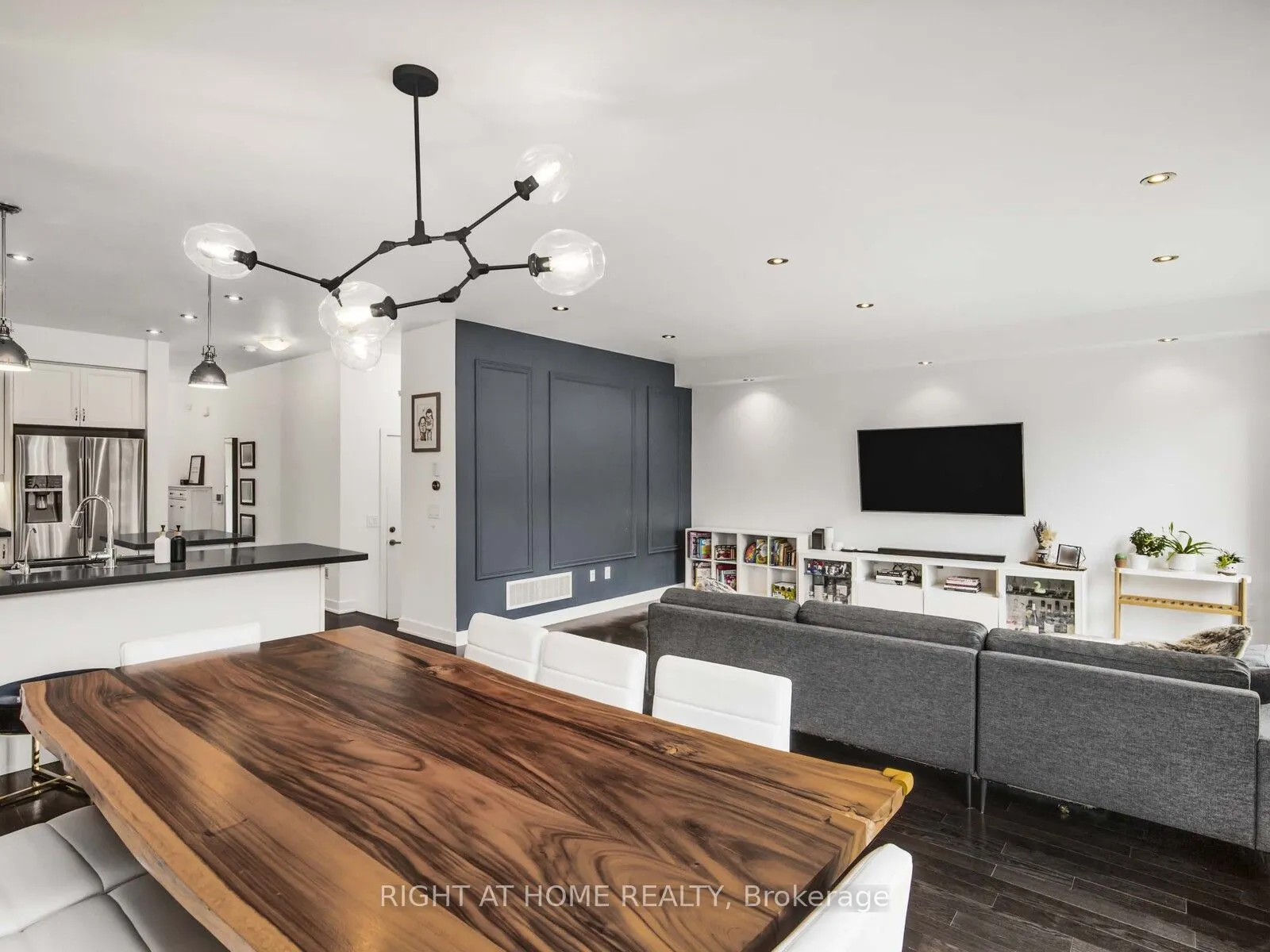 48 Anchusa Drive