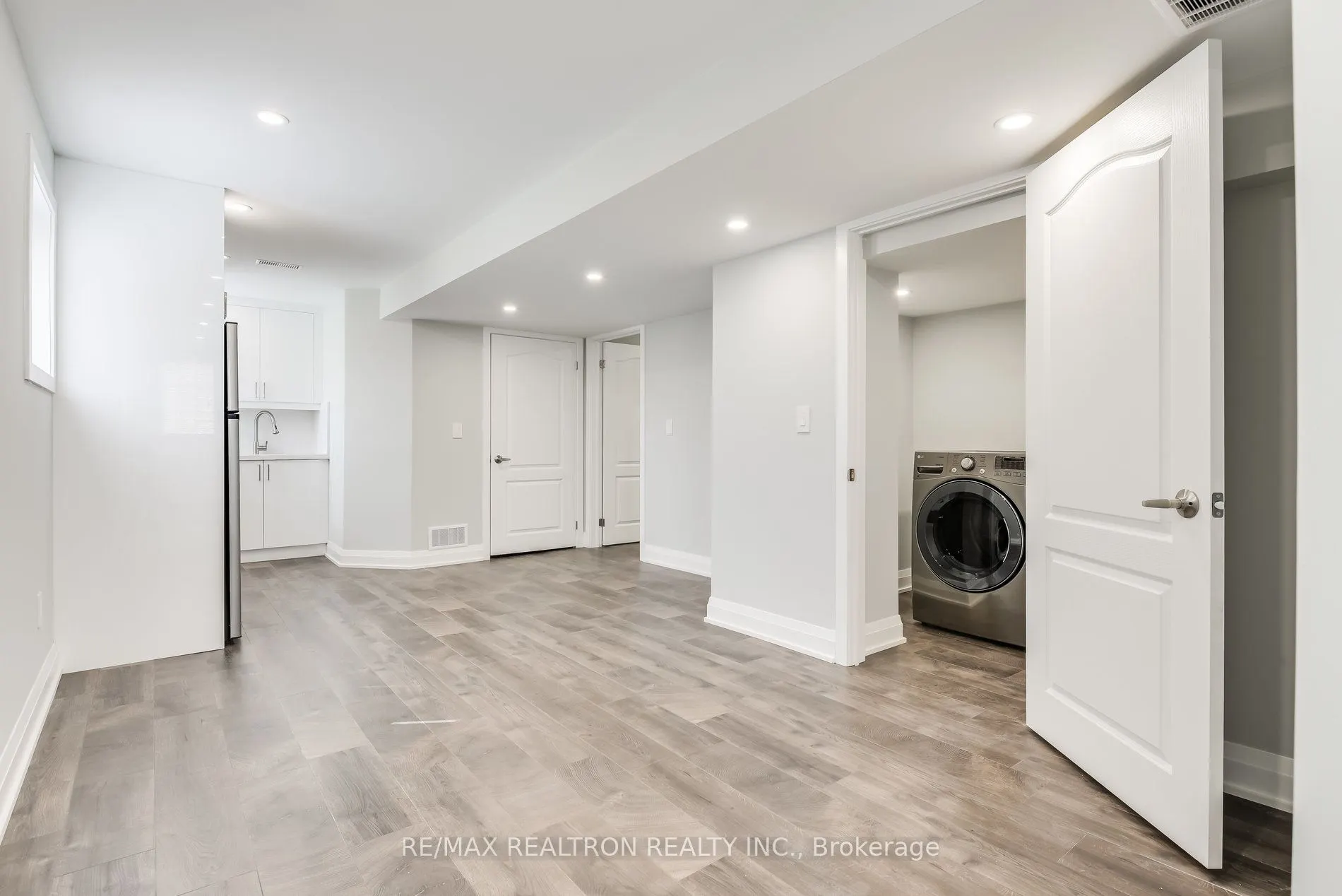 501 Clifford Perry Place, #Lower