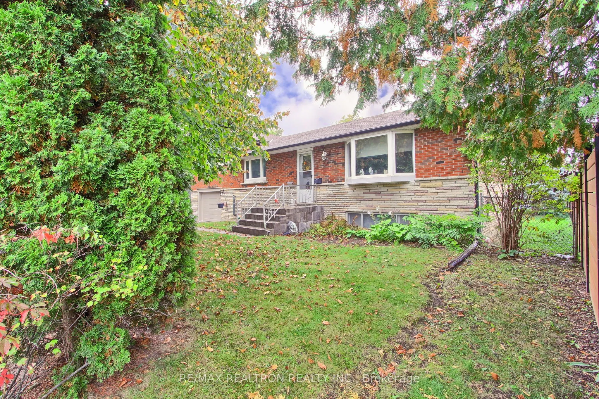 157 Maplegrove Avenue