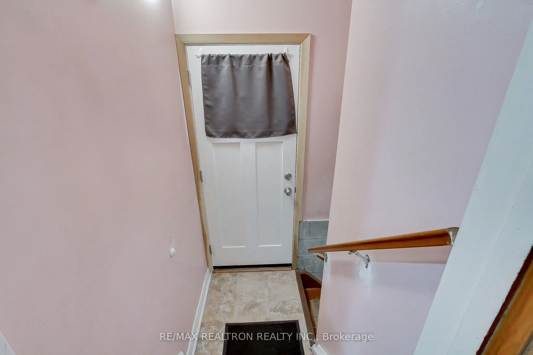 157 Maplegrove Avenue