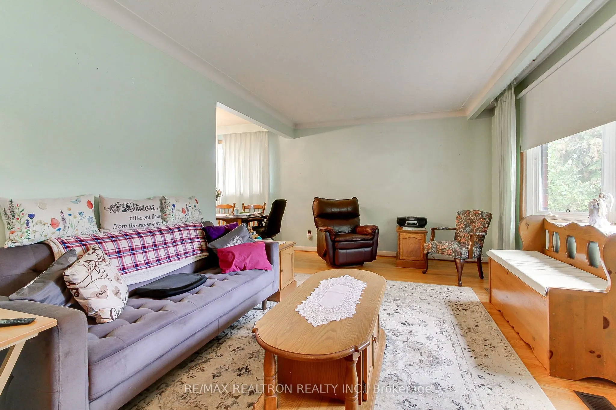 157 Maplegrove Avenue
