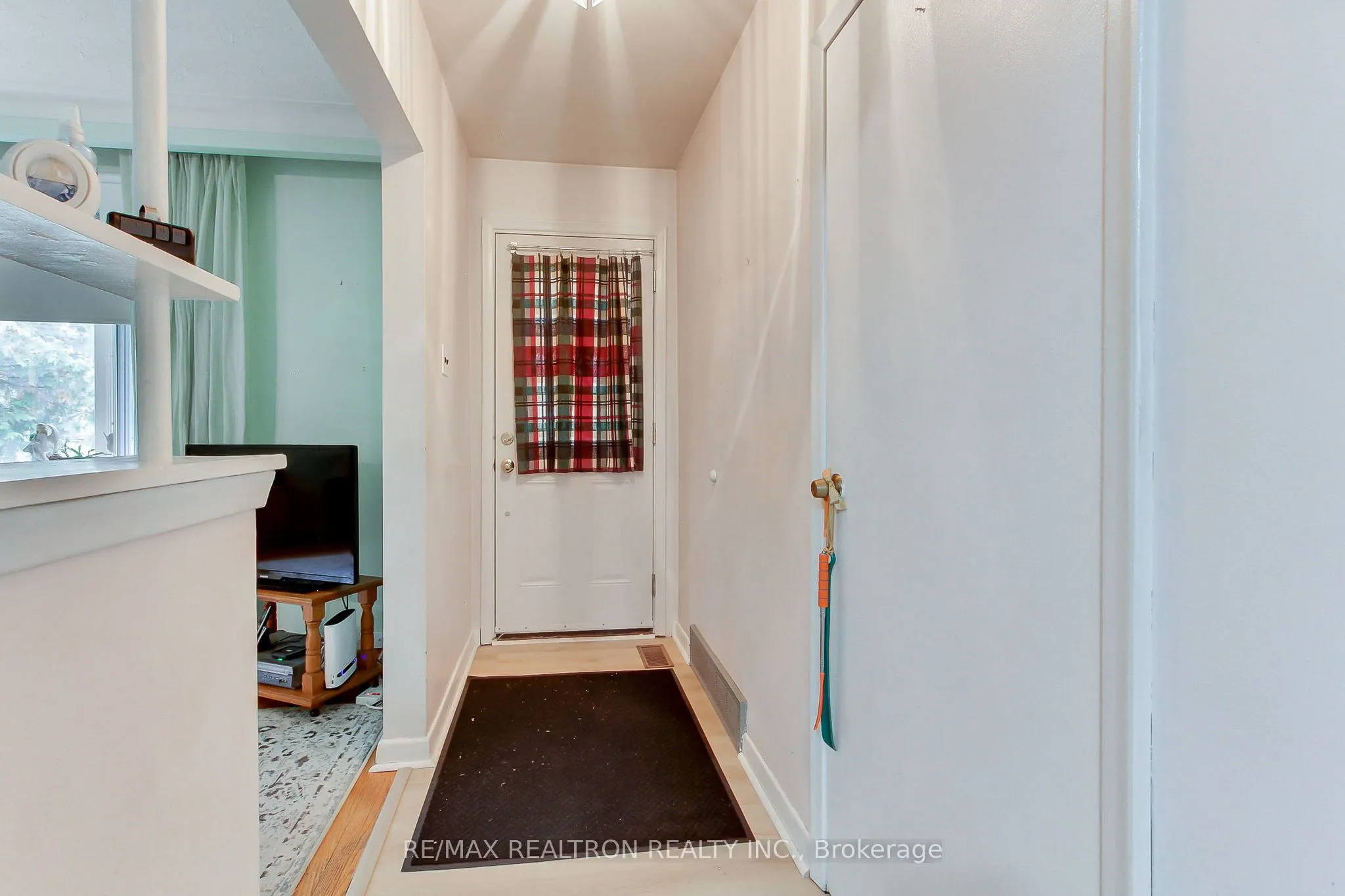 157 Maplegrove Avenue