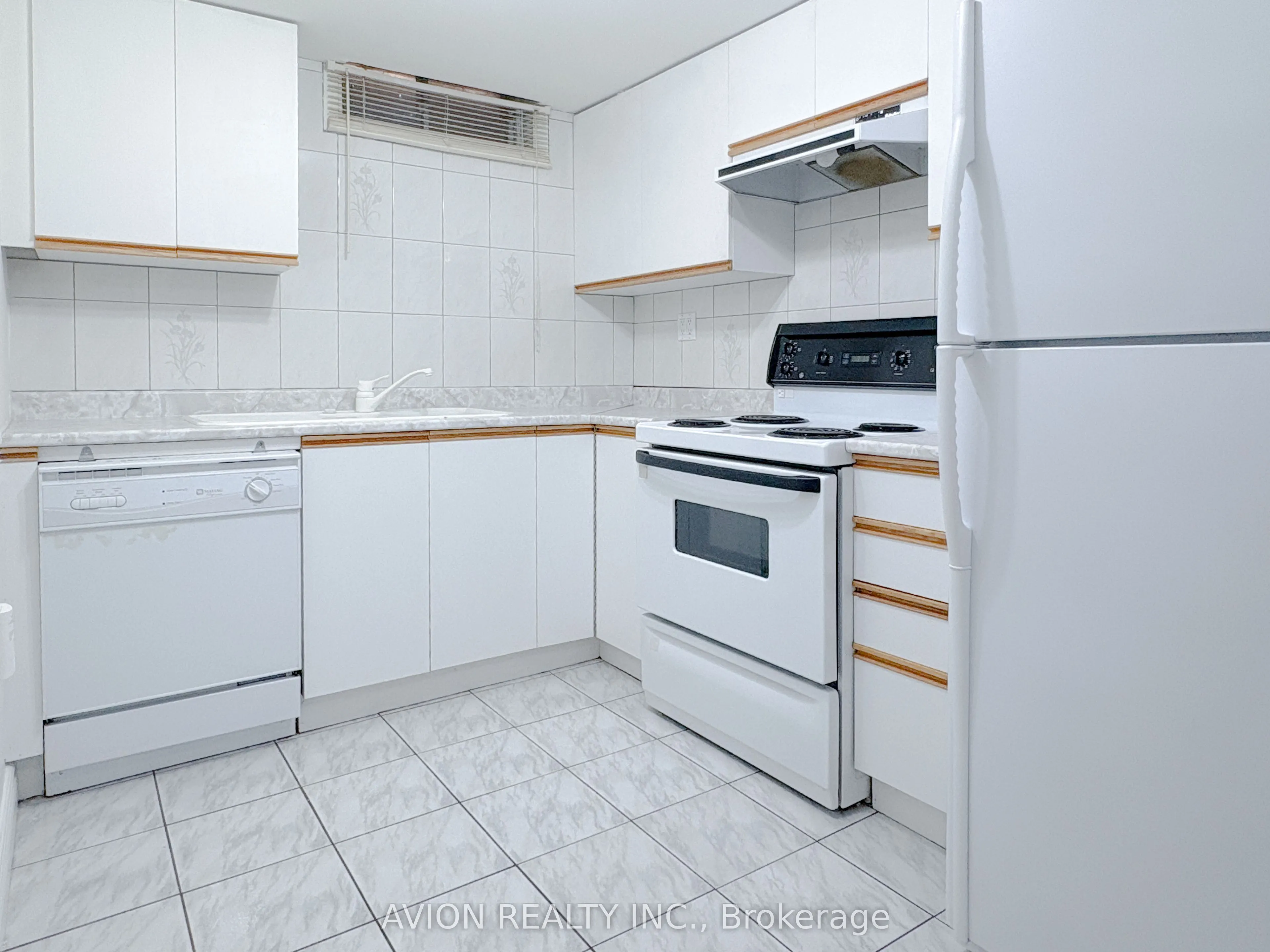 48 Samuel Oster Avenue, #Lower