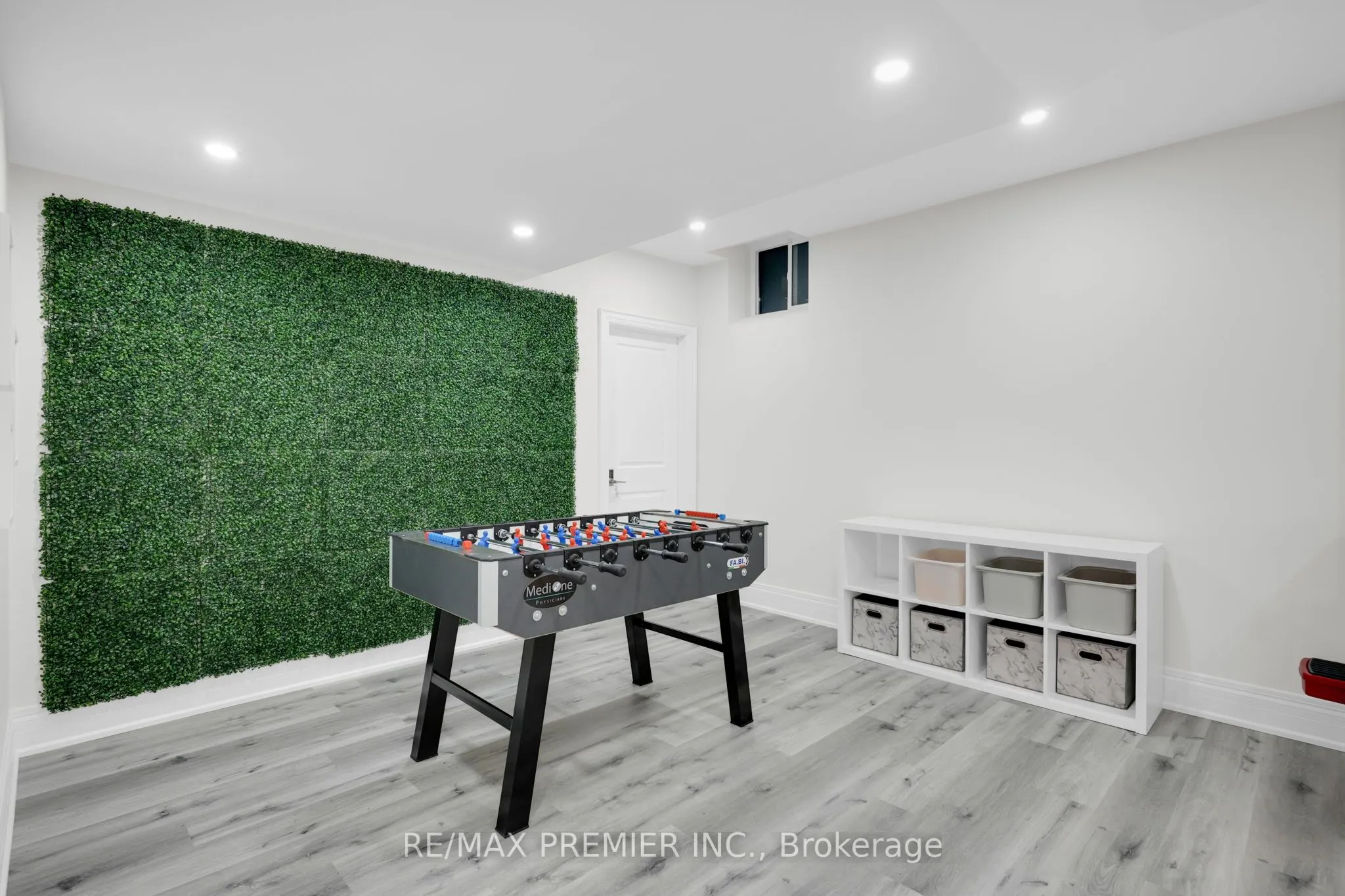 15 Peter Glass Road