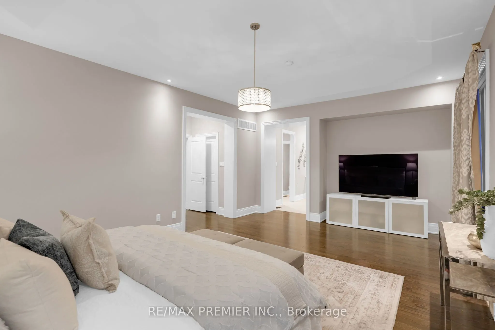 15 Peter Glass Road