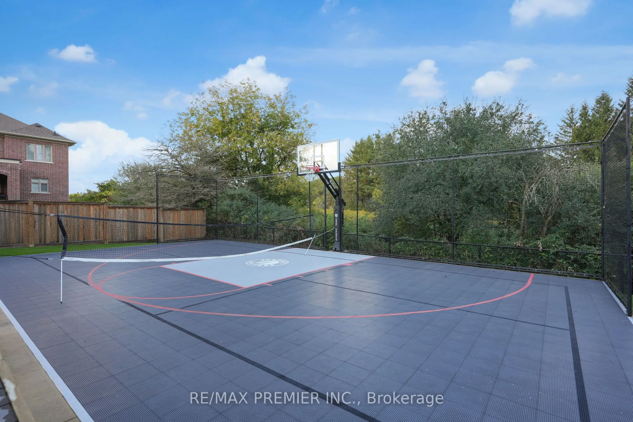 15 Peter Glass Road