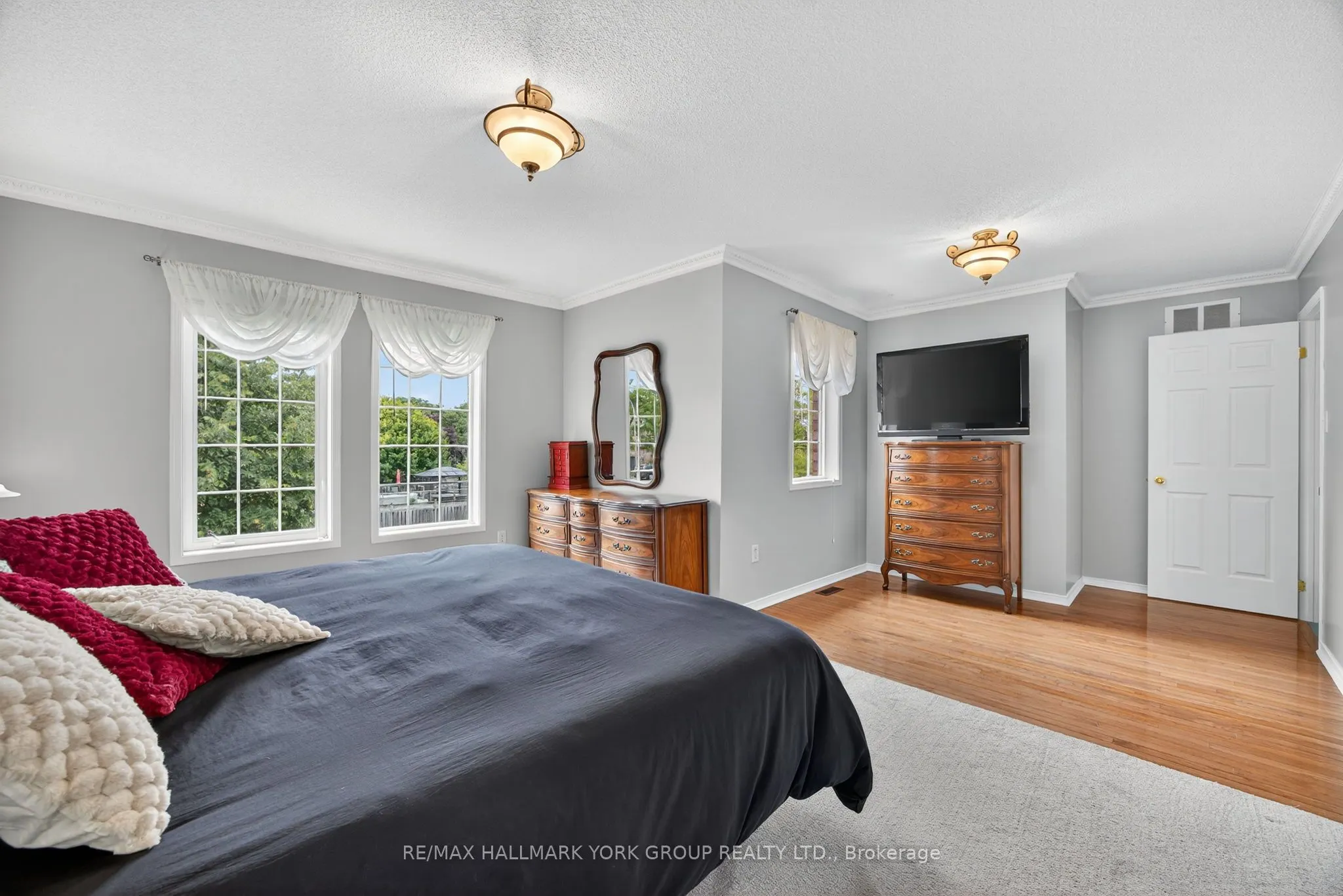 9 Reynolds Avenue