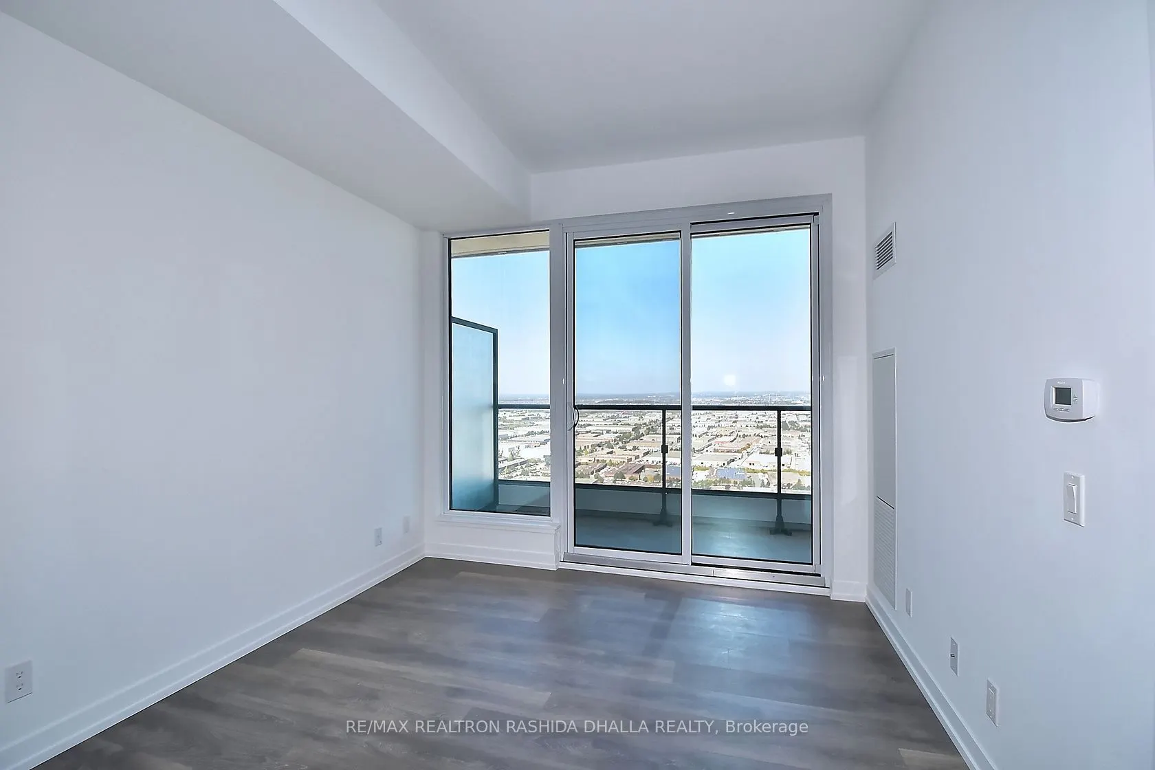 898 Portage Parkway, #4011