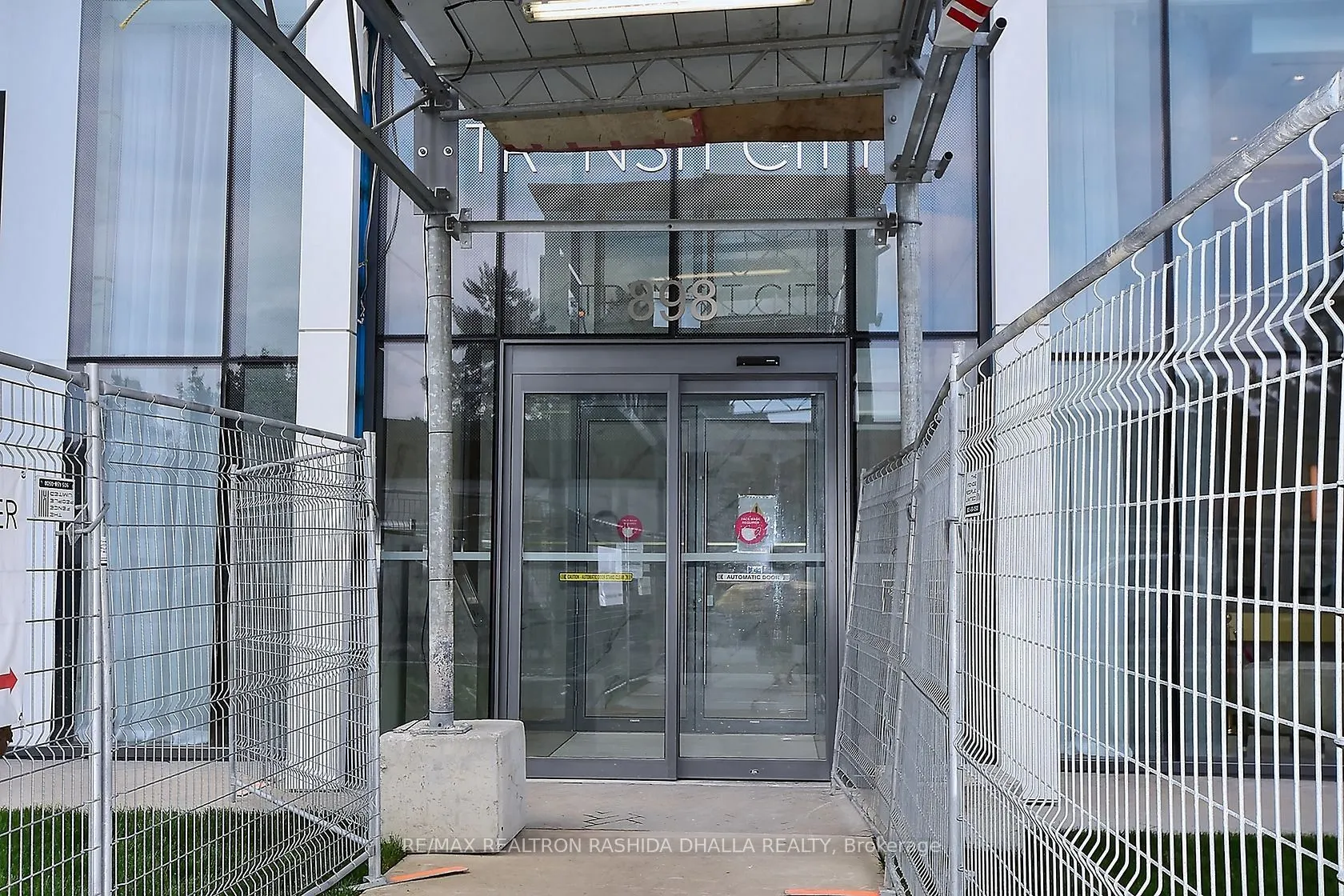 898 Portage Parkway, #4011