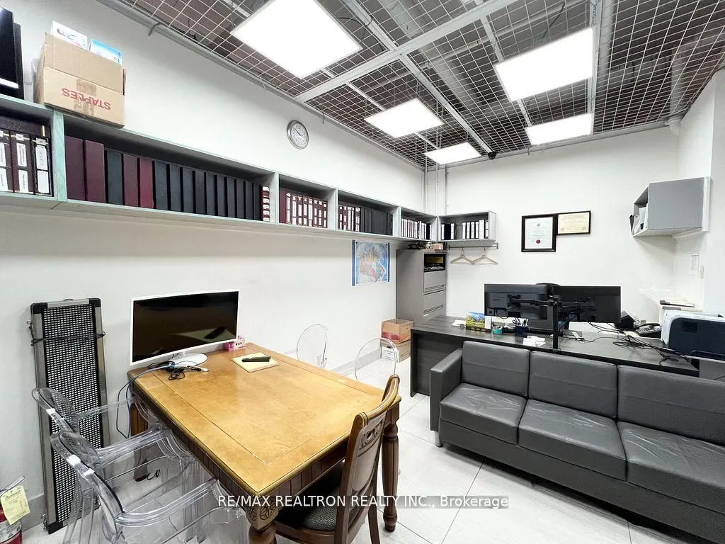 7181 Yonge Street, #159