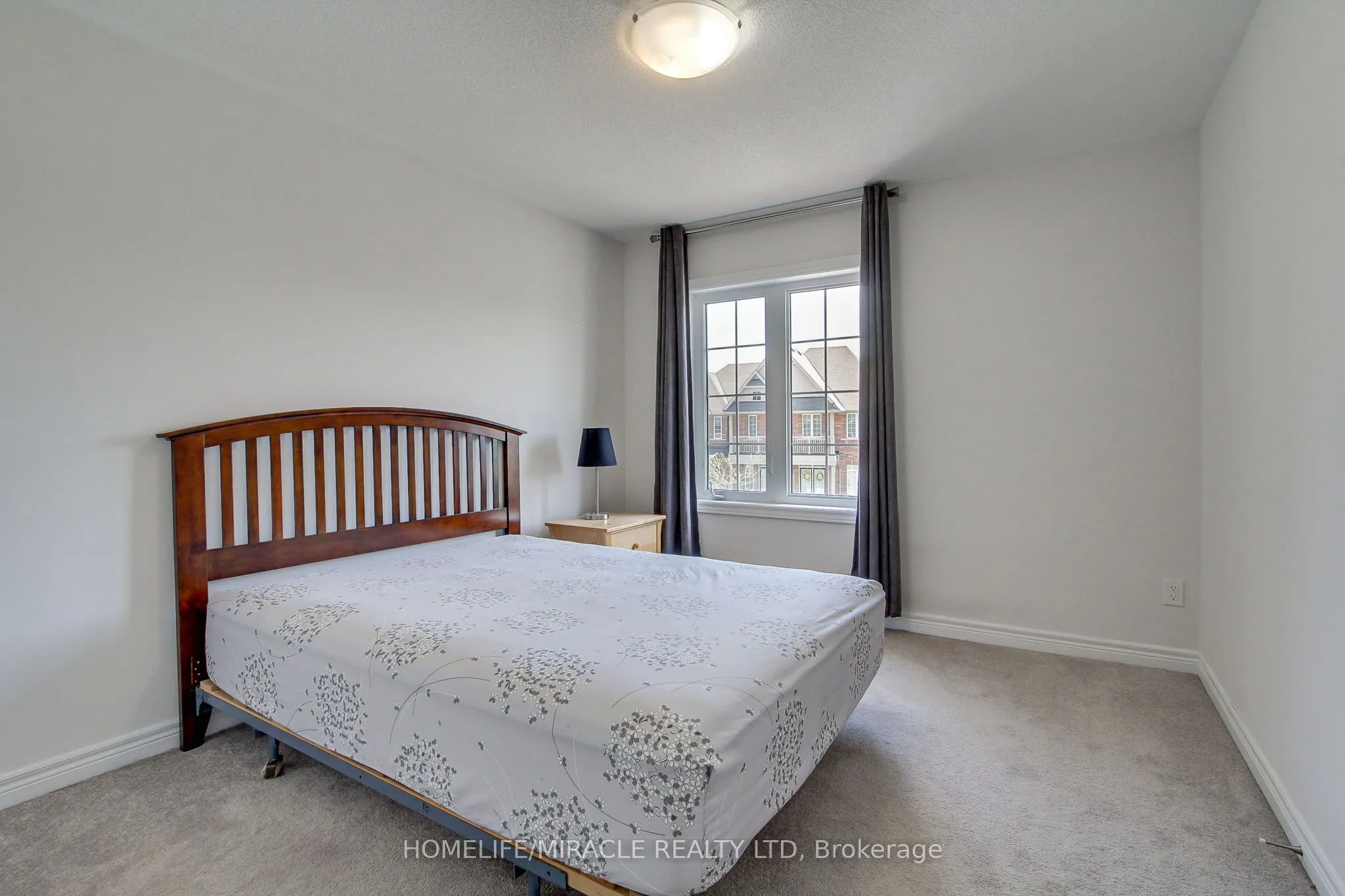 992 Green Street