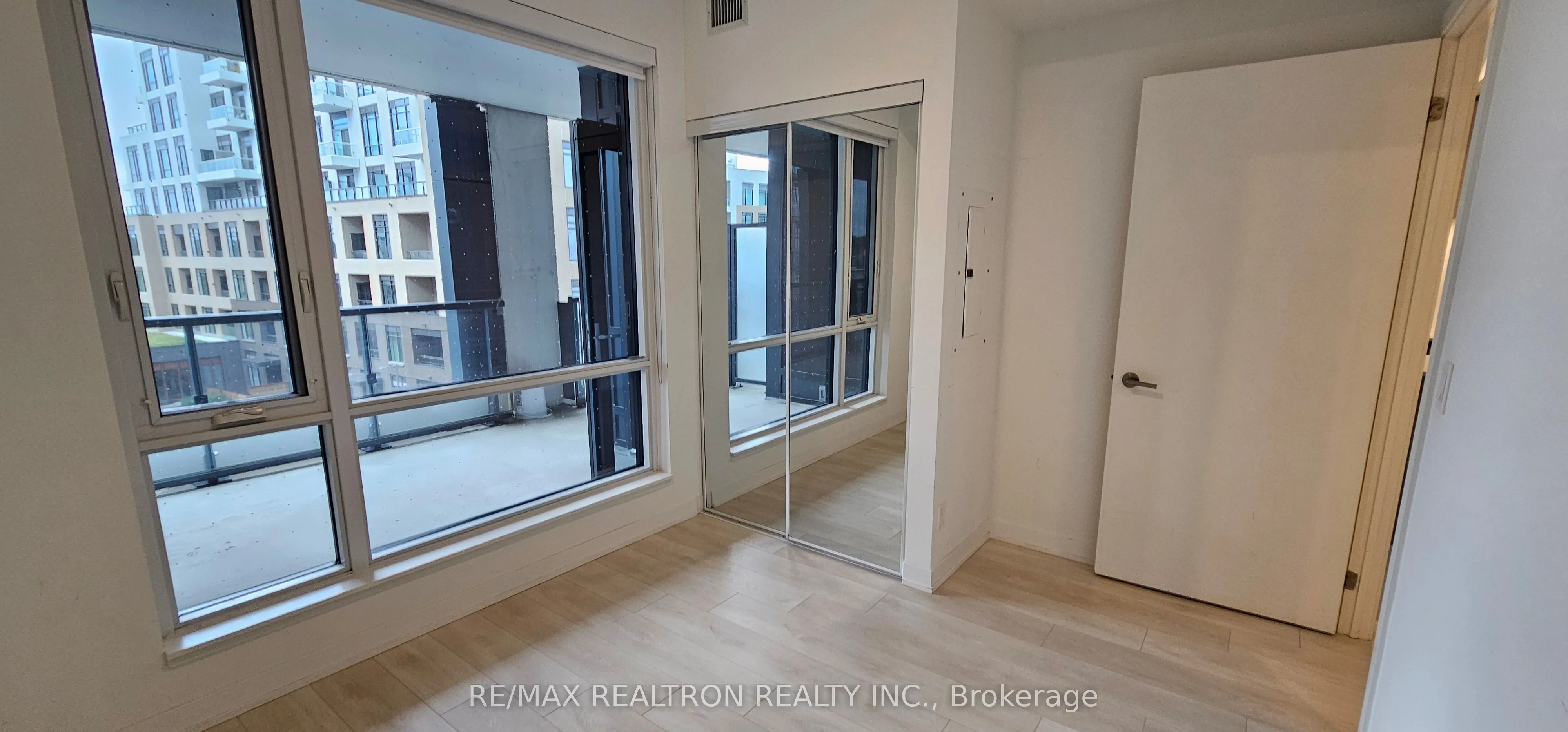 7950 Bathurst Street, #432