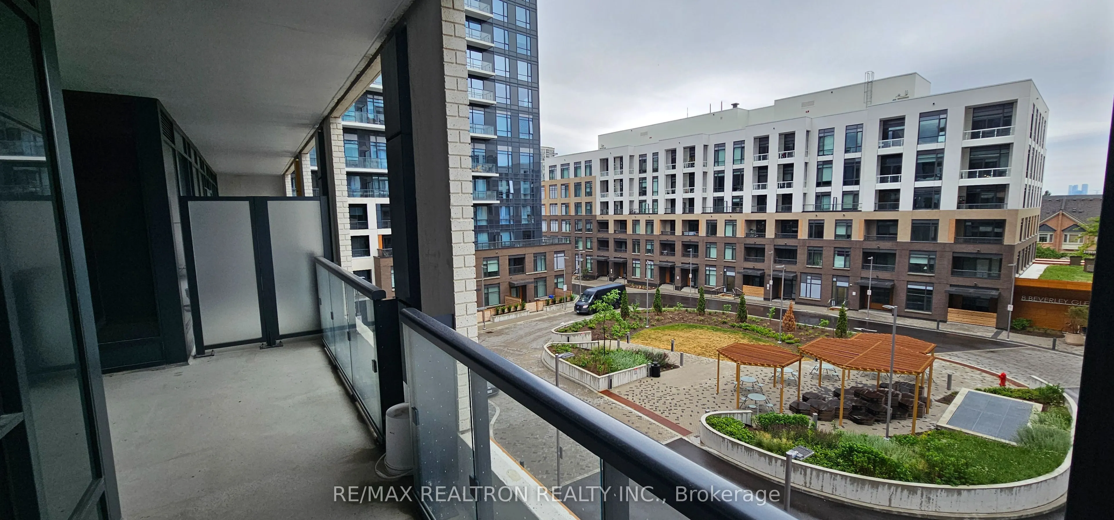 7950 Bathurst Street, #432