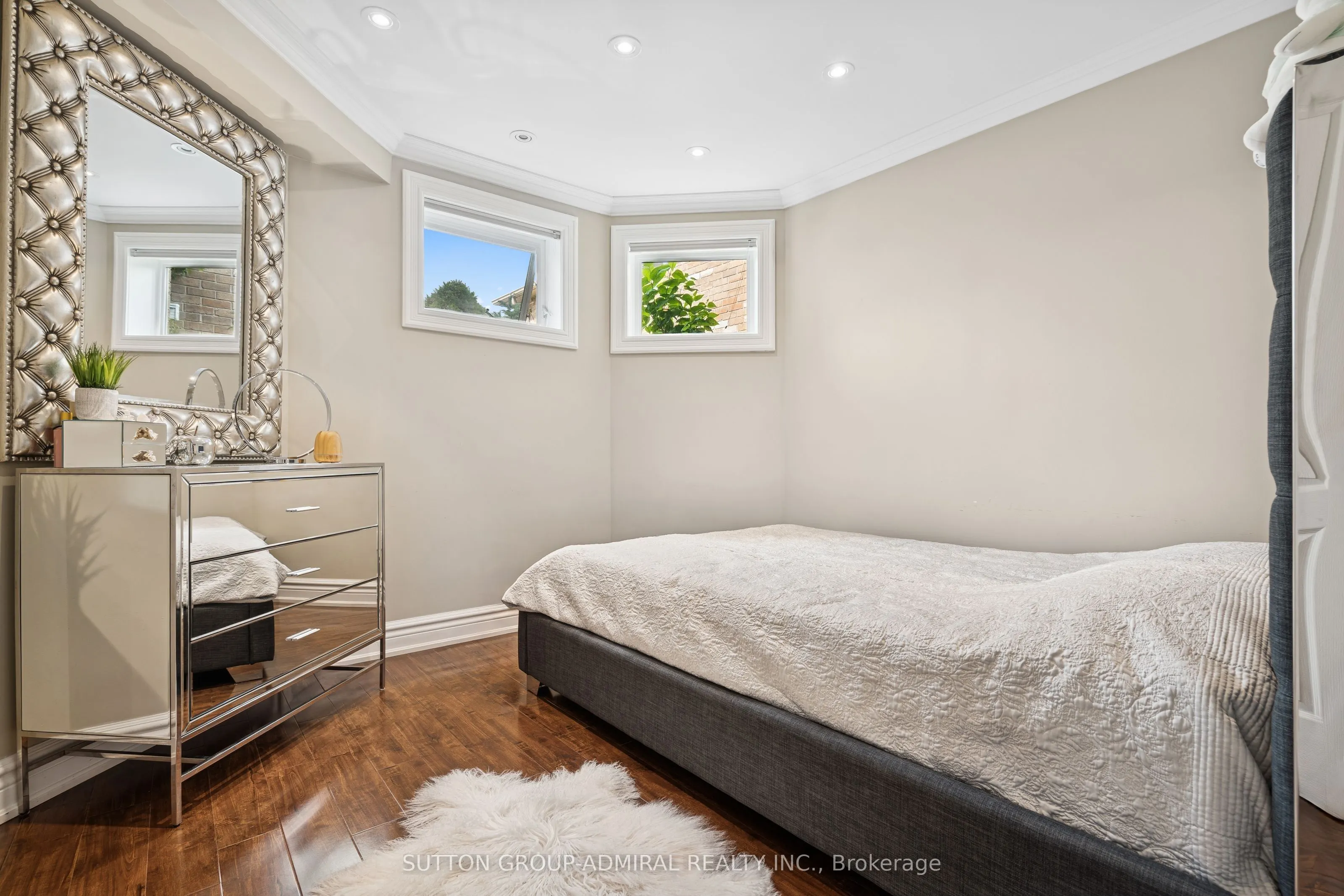 1221 Laurand Street
