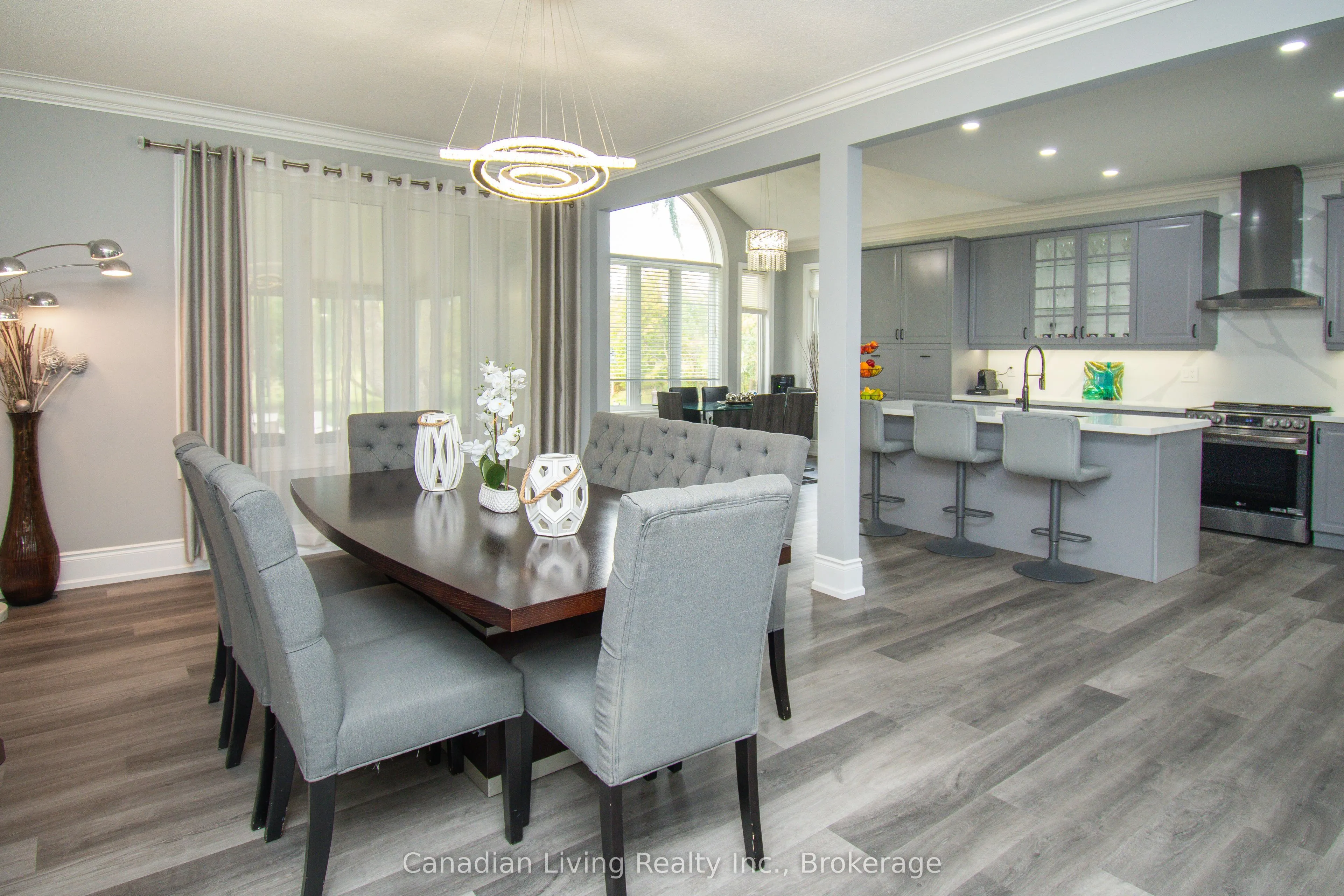 31 Golfview Boulevard
