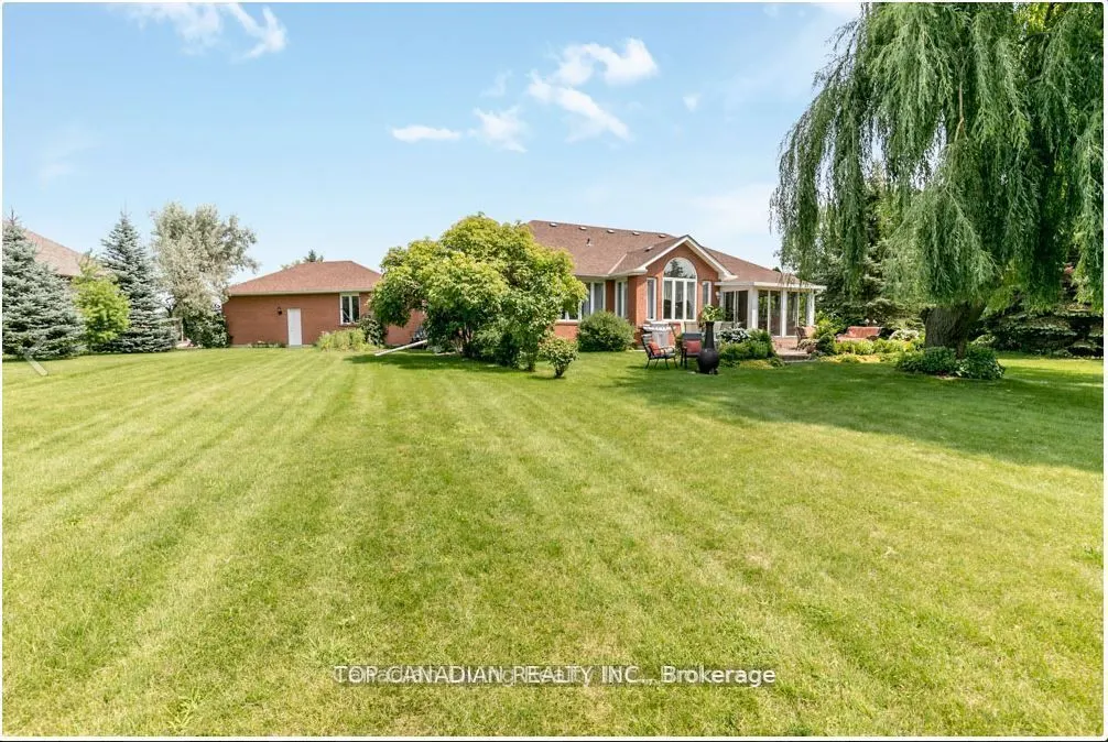 31 Golfview Boulevard