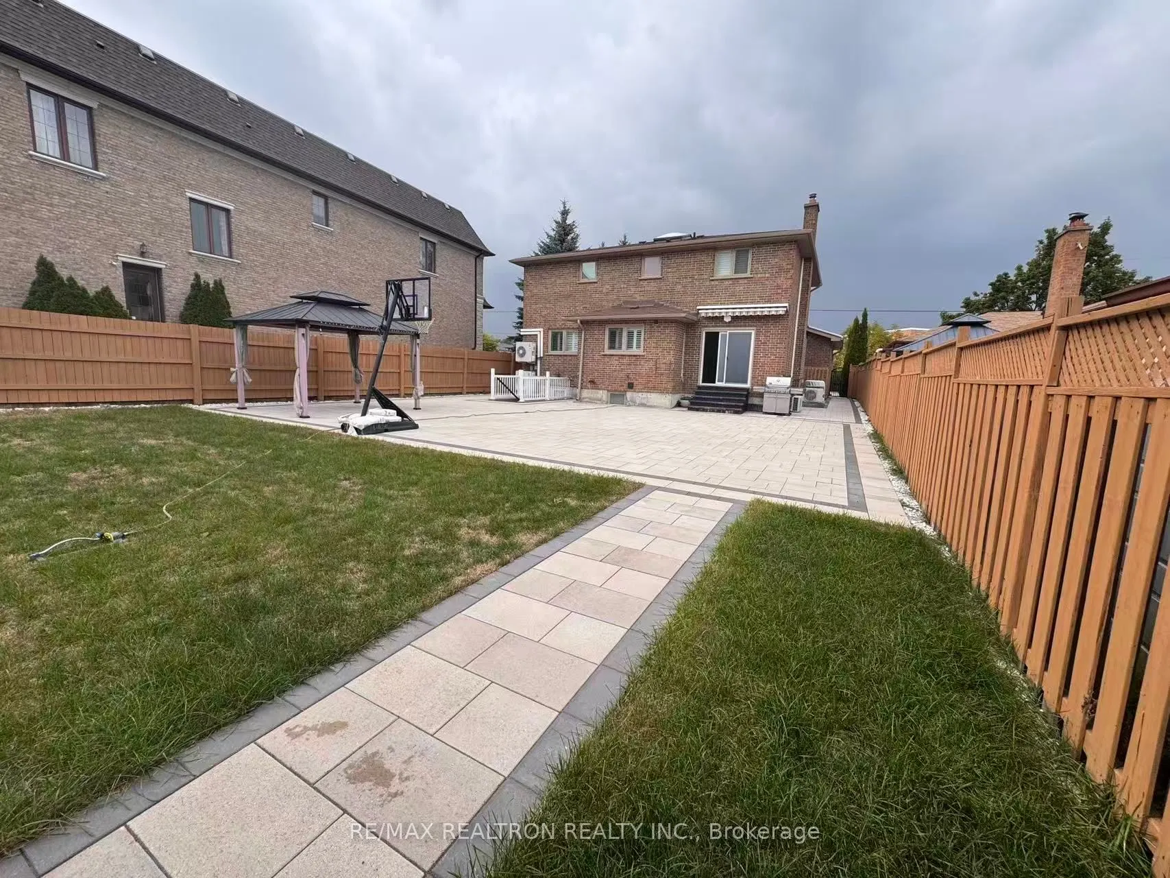 43A Westwood Lane