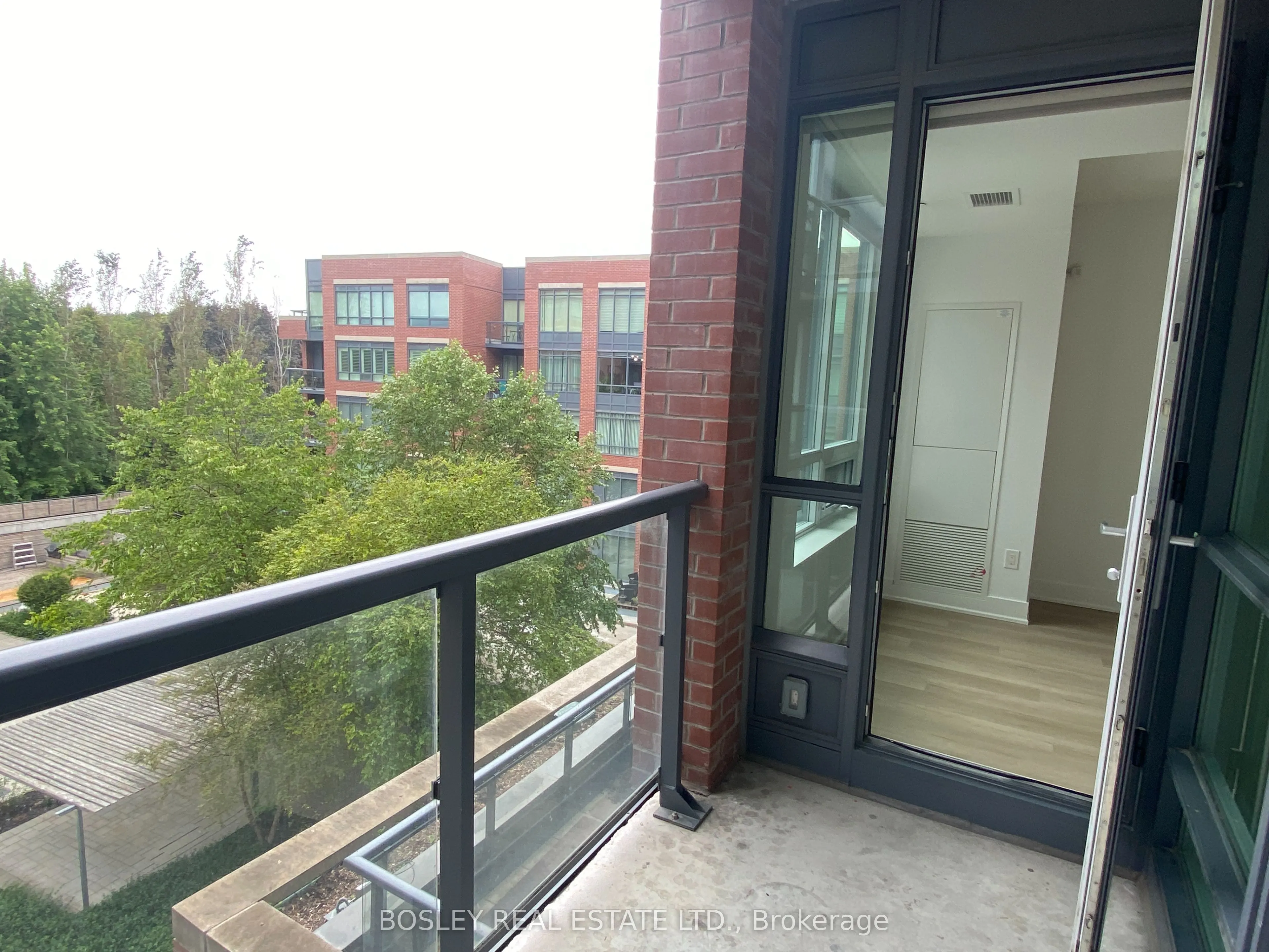 7608 Yonge Street, #407