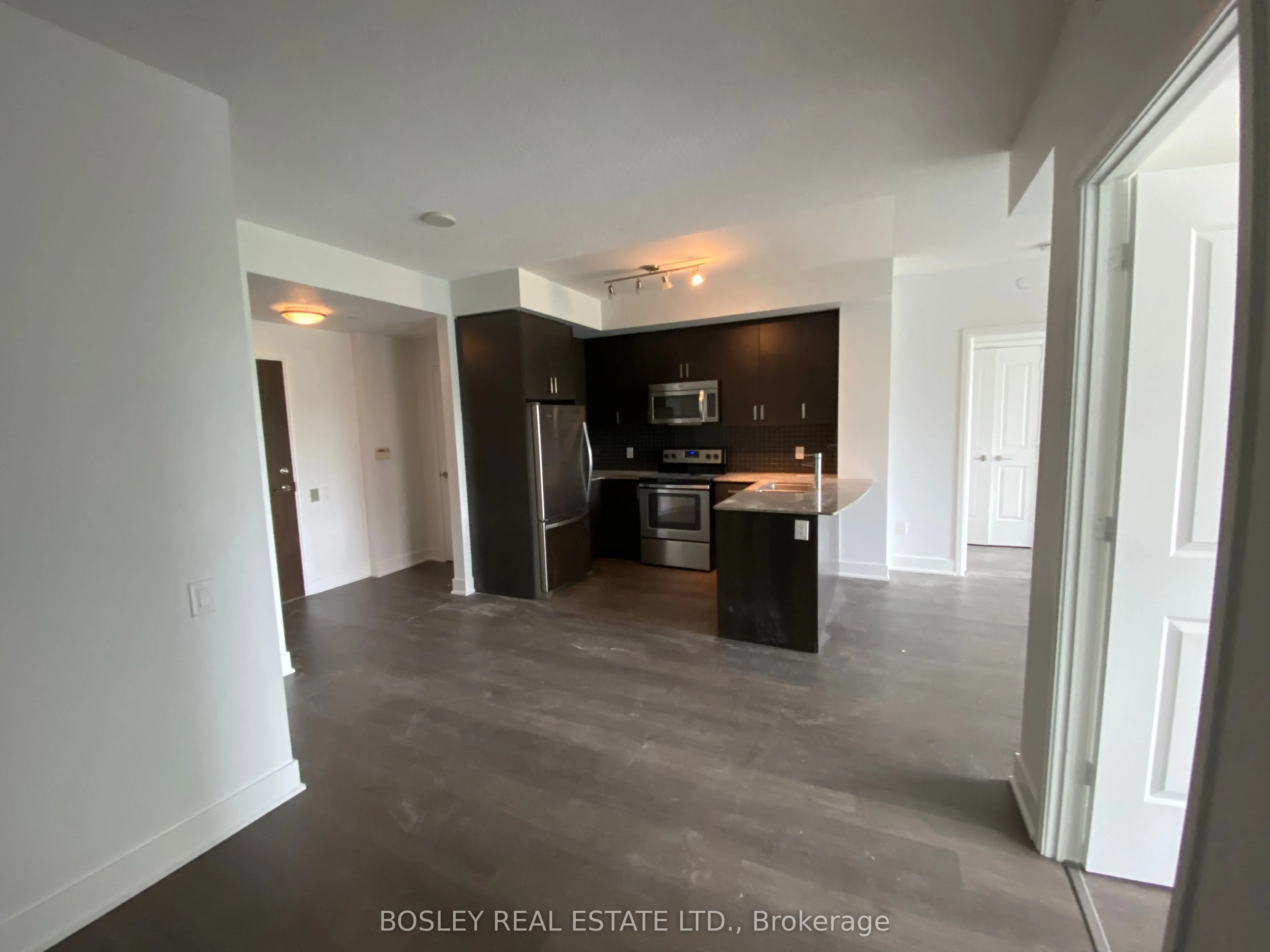 7608 Yonge Street, #408