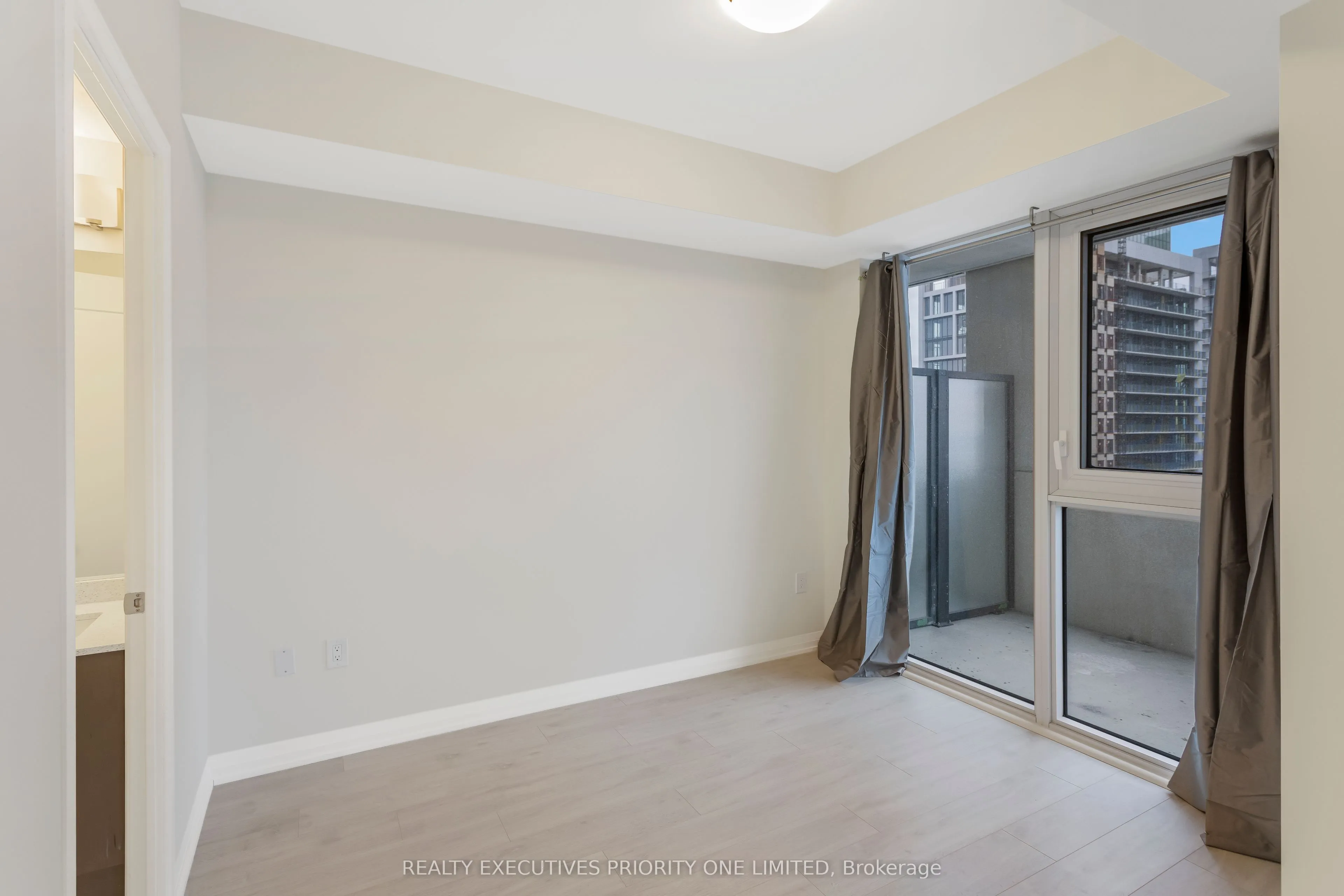 9000 Jane Street, #2018