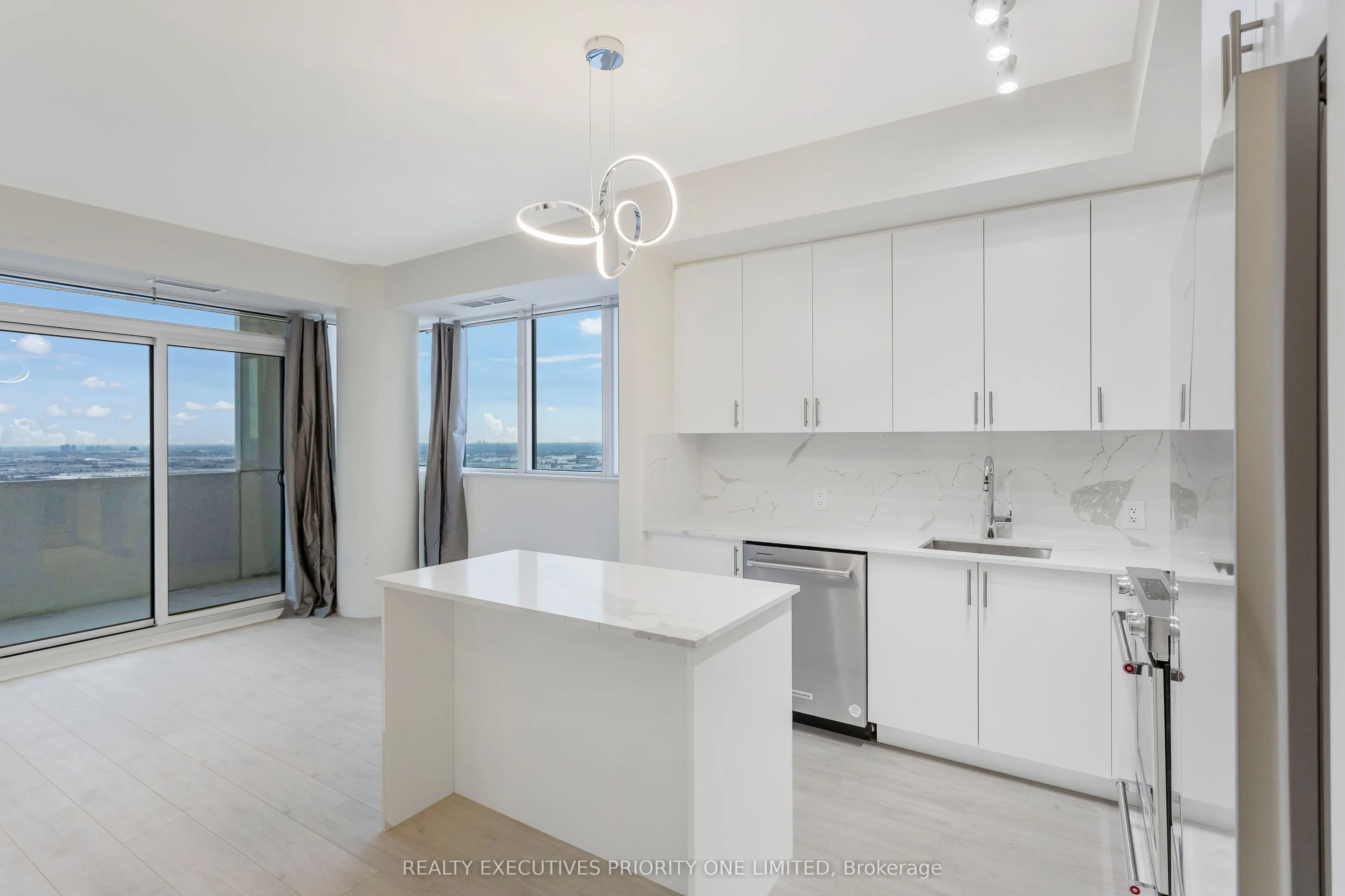 9000 Jane Street, #2018