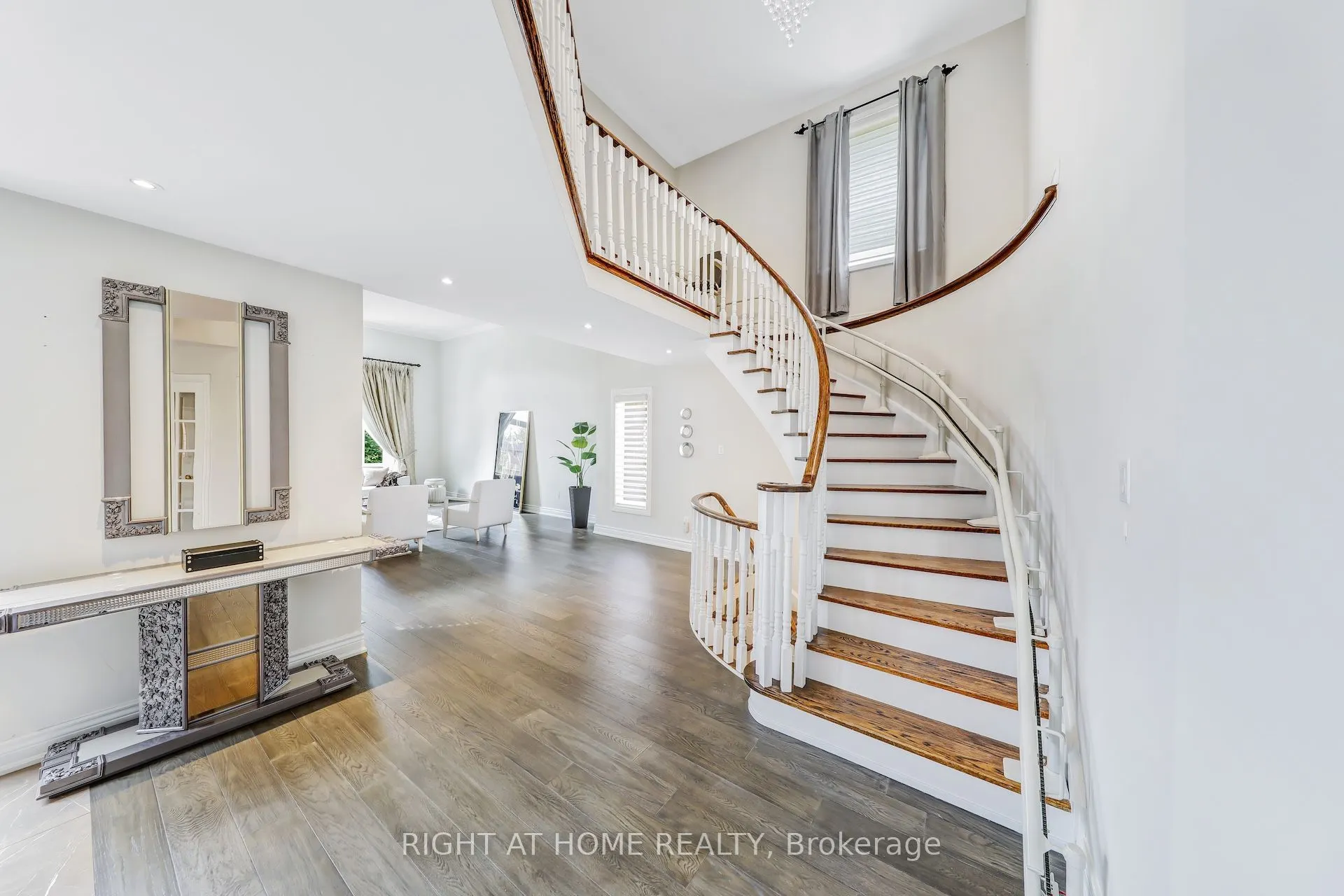 20 Woburn Drive