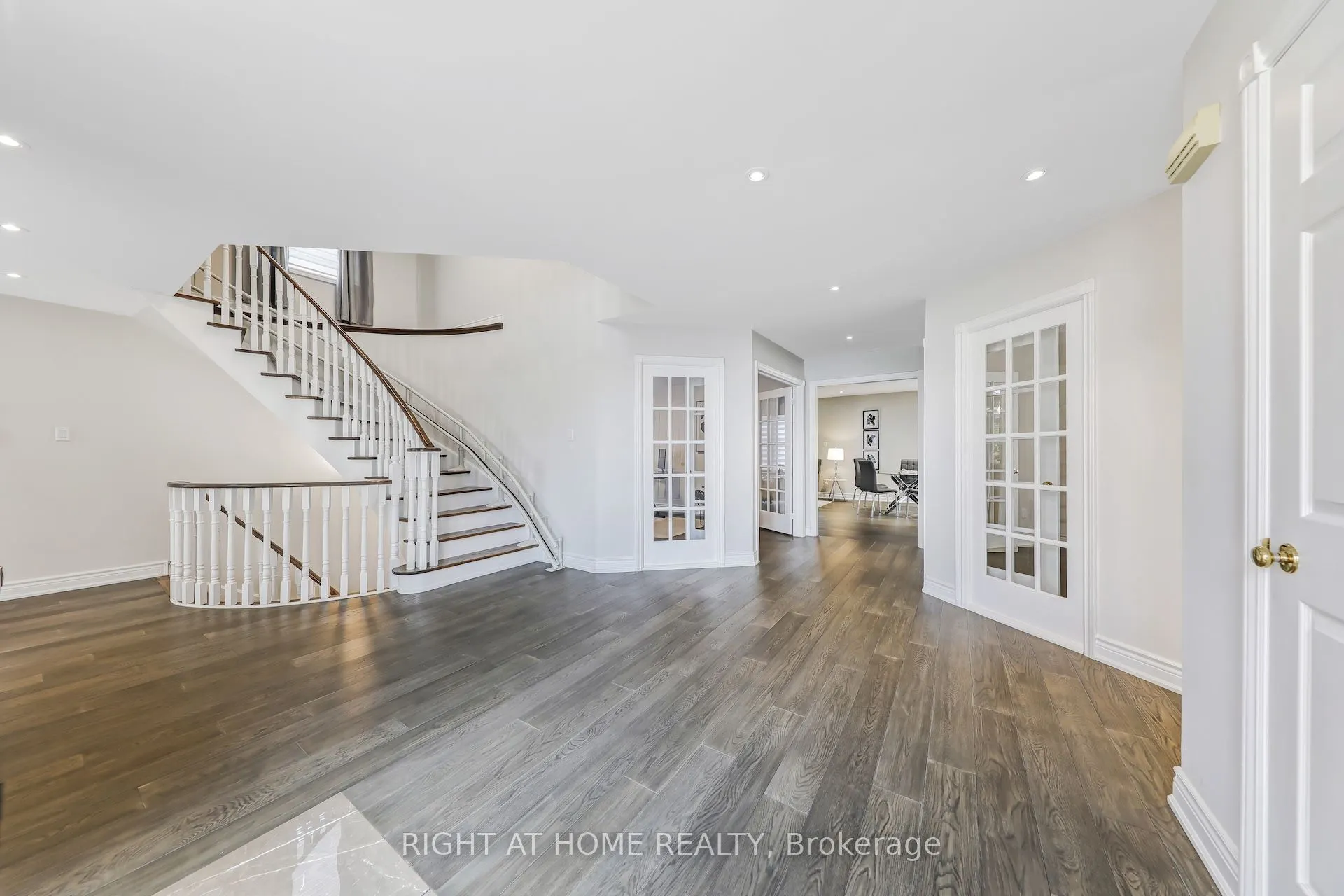 20 Woburn Drive