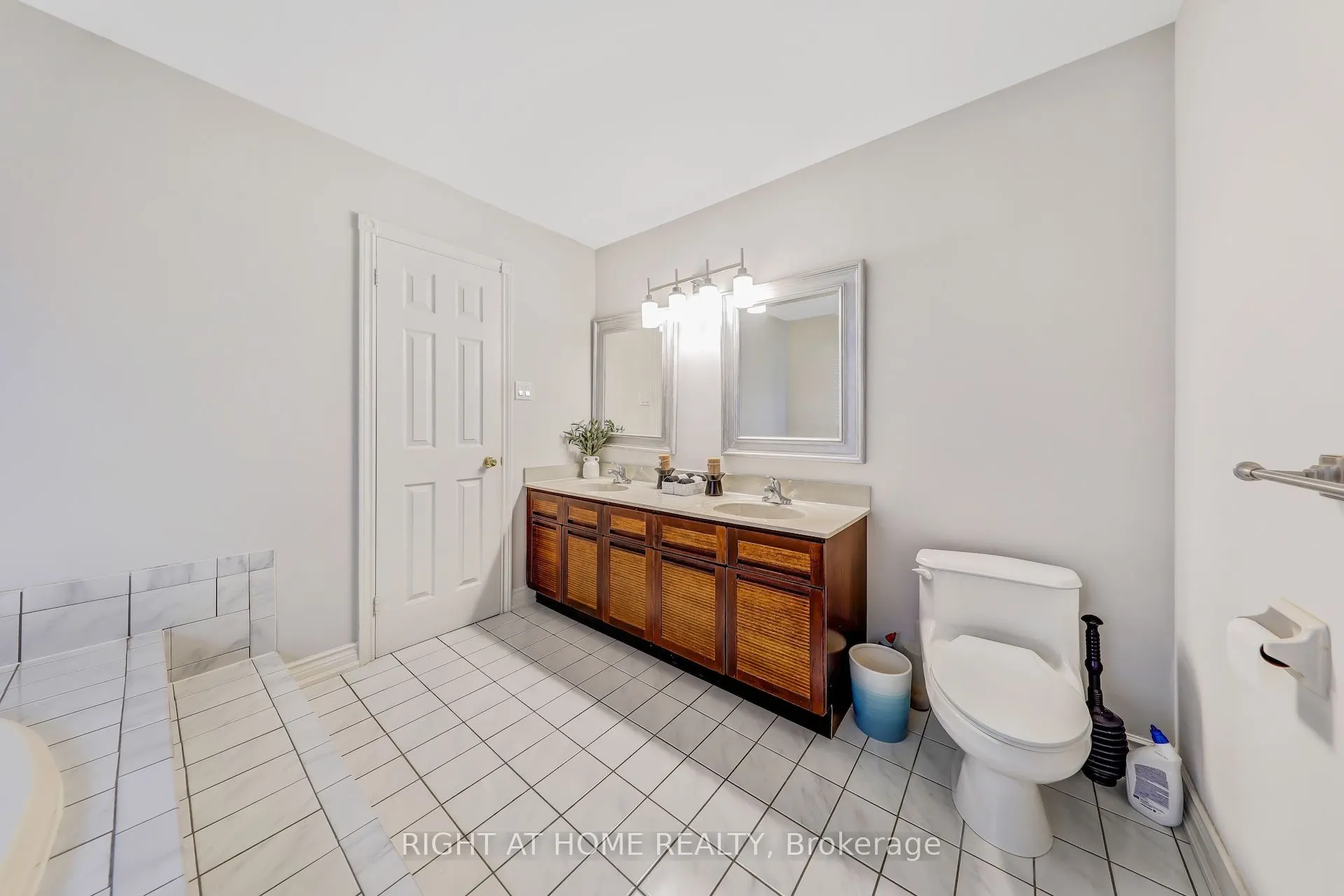 20 Woburn Drive