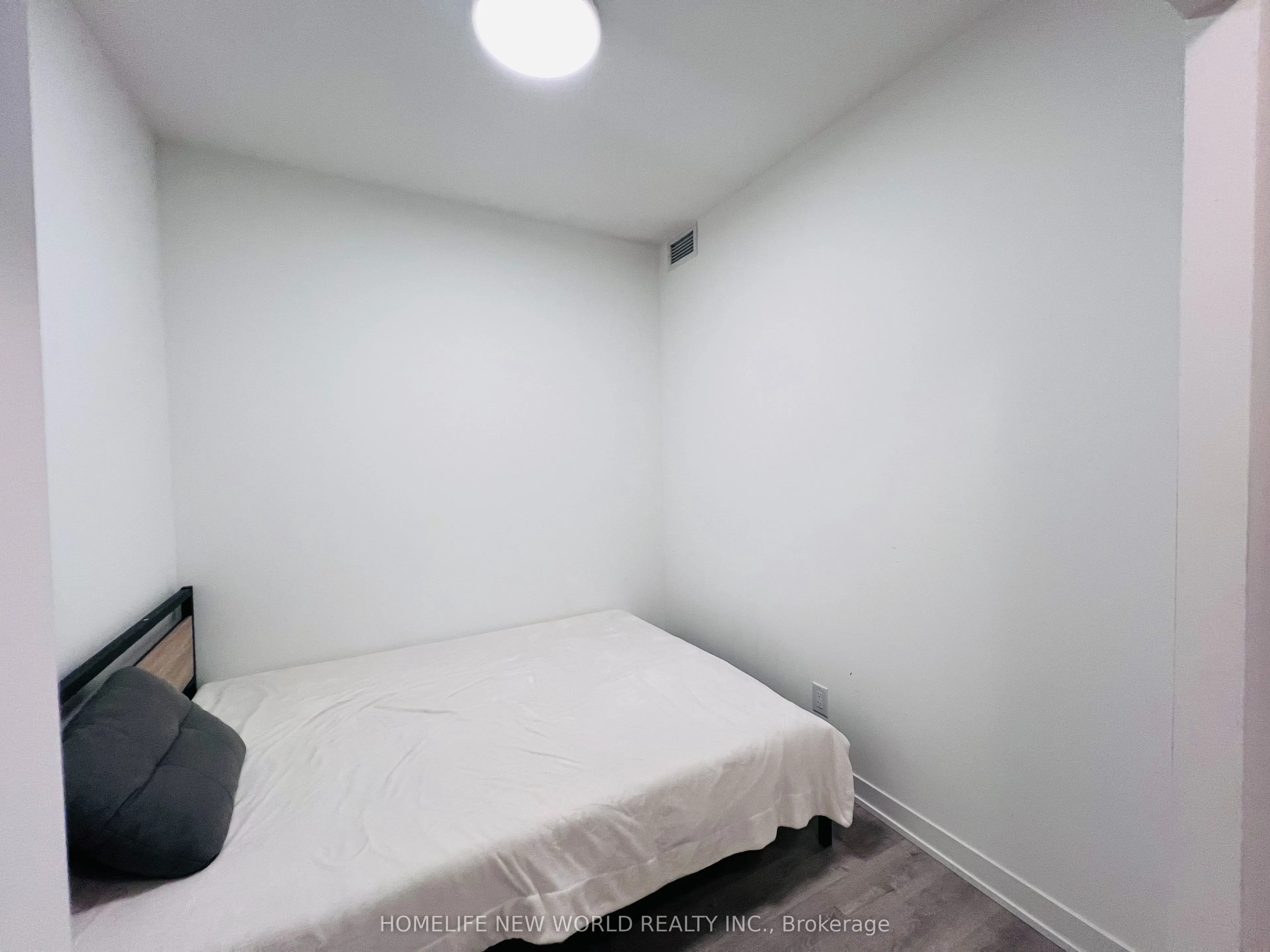 8119 Birchmount Road, #1123