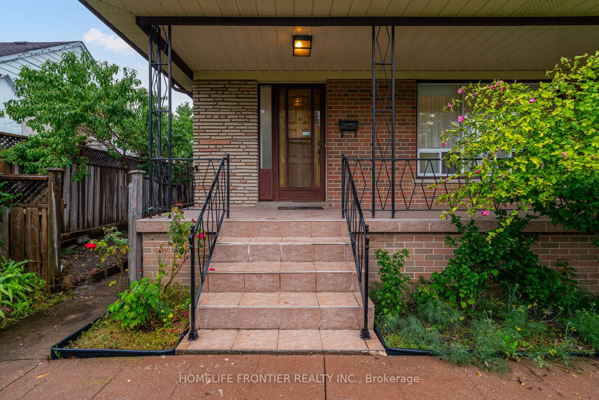 62 Clark Avenue, #Upper
