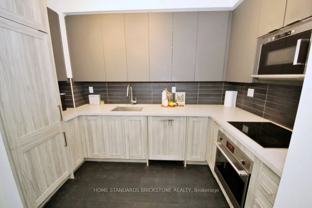 2908 Highway 7 Road, #3604