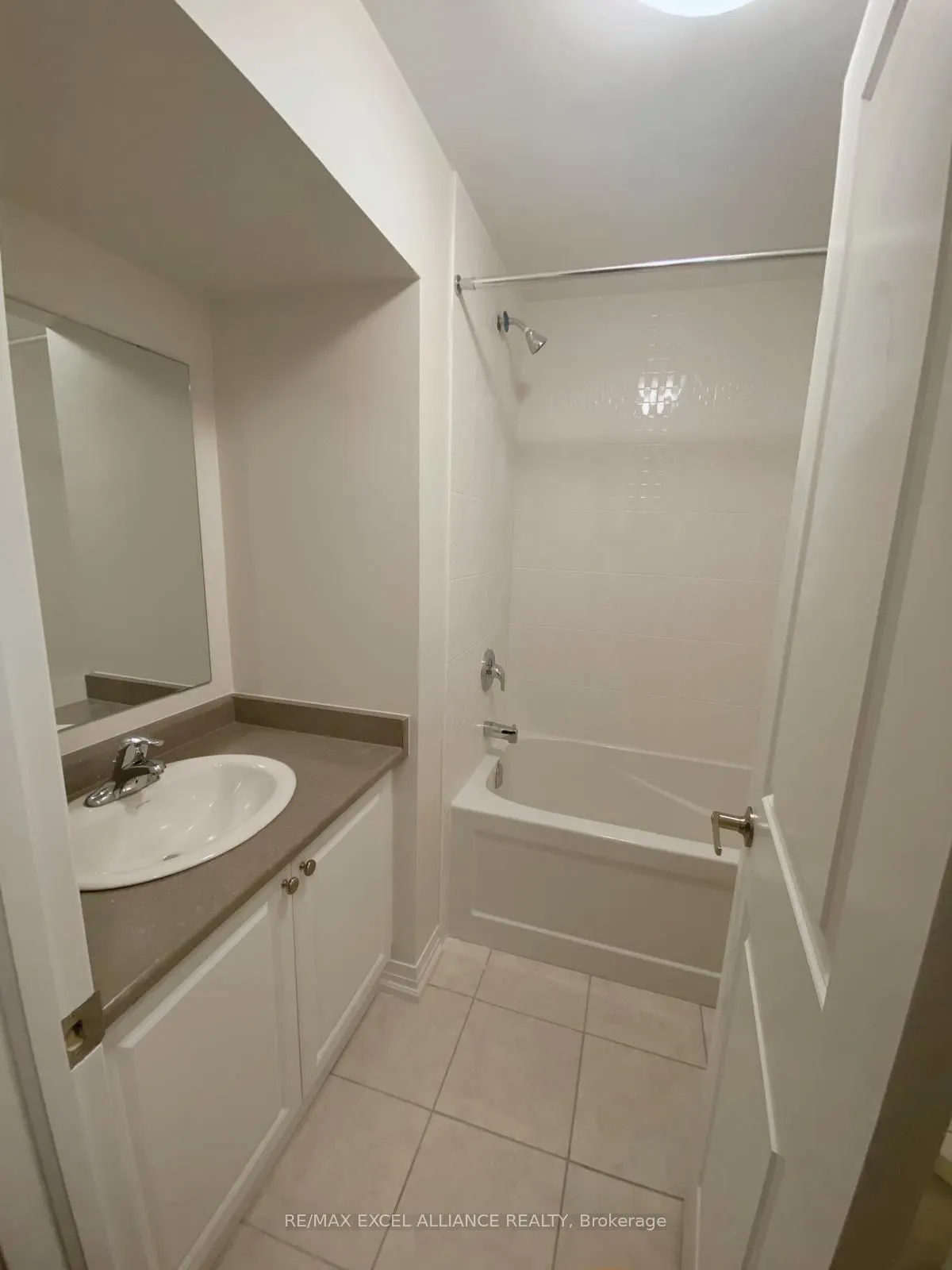 78 Carneros Way, #MAIN & LOWER