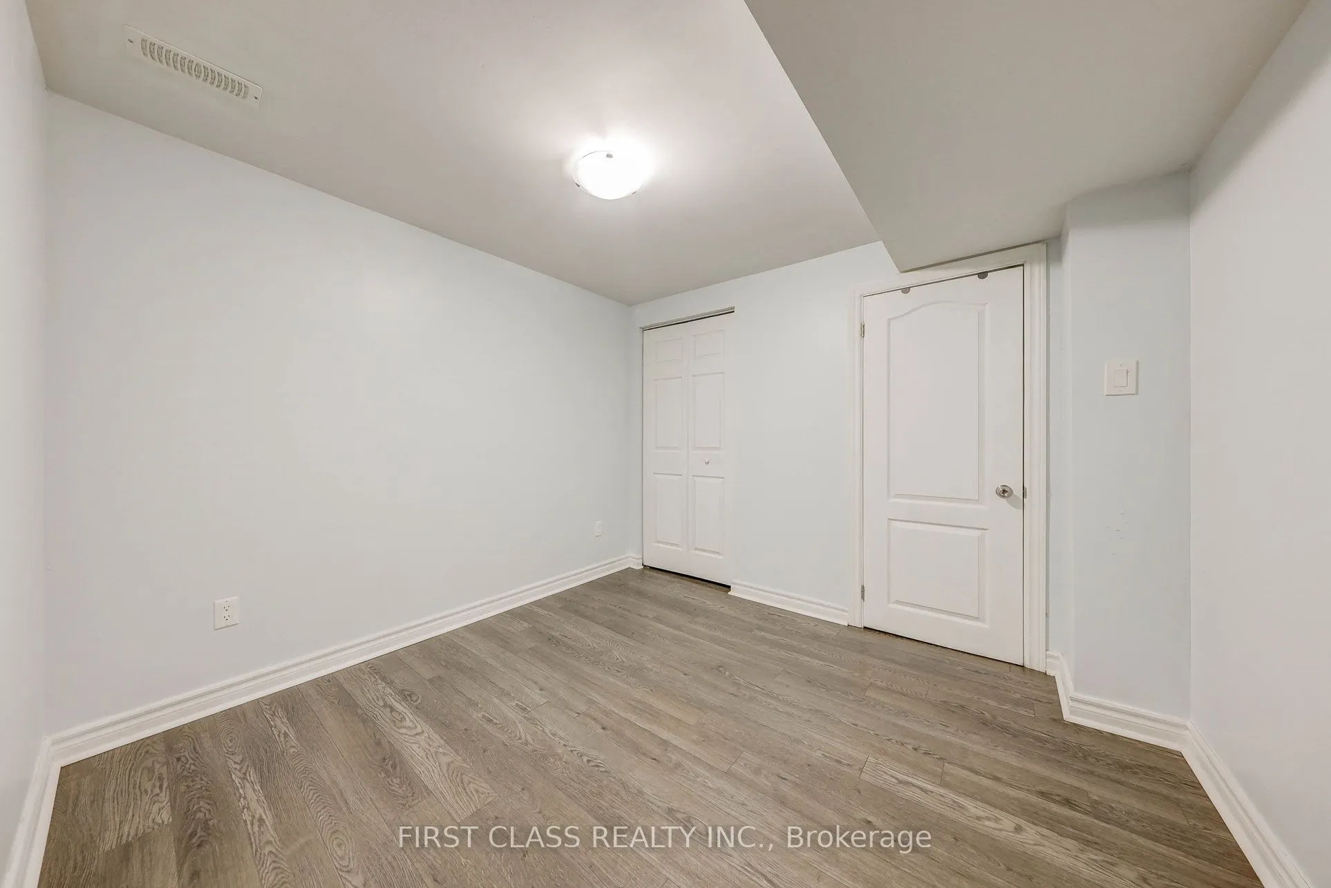 47 Lauraview Crescent