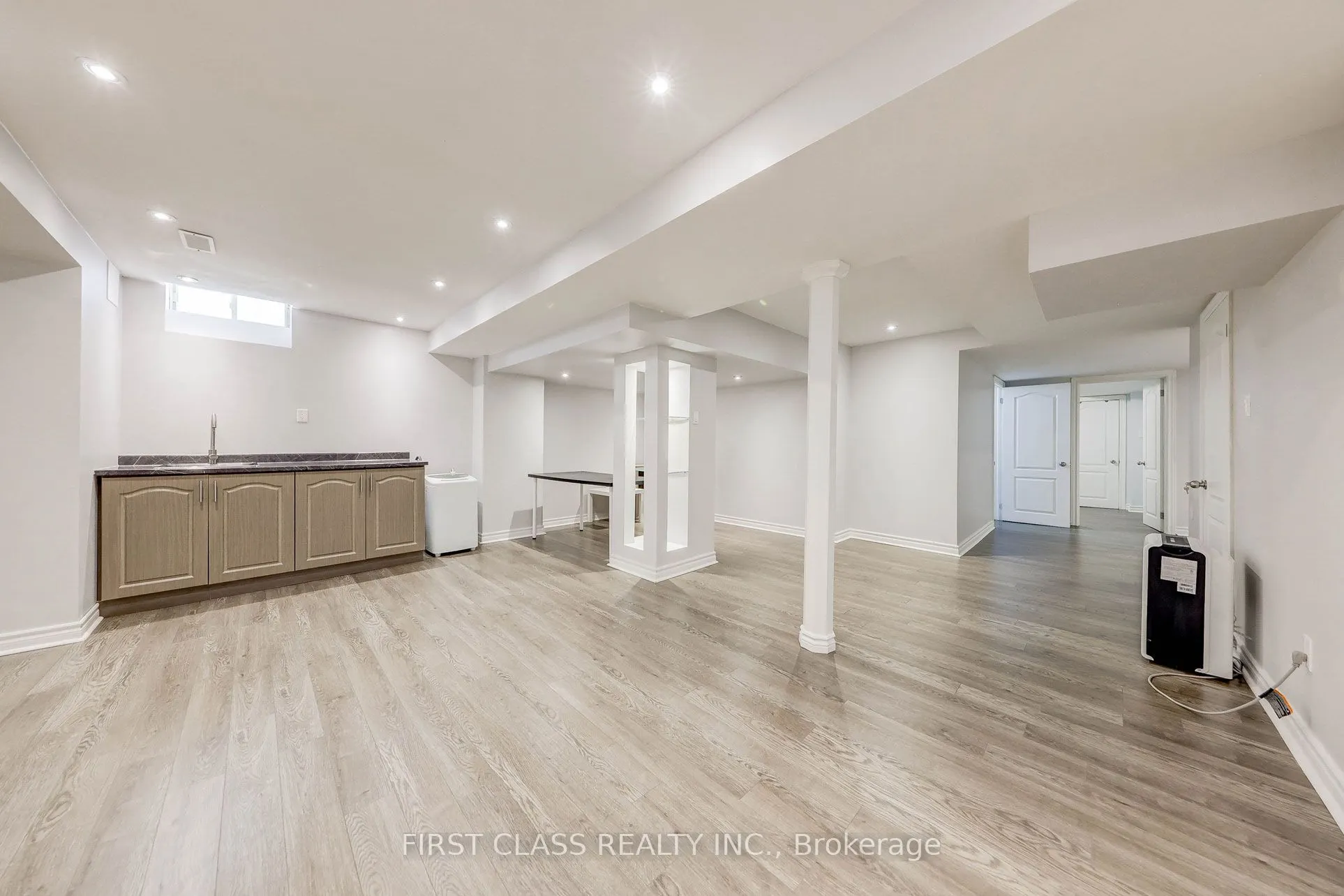 47 Lauraview Crescent