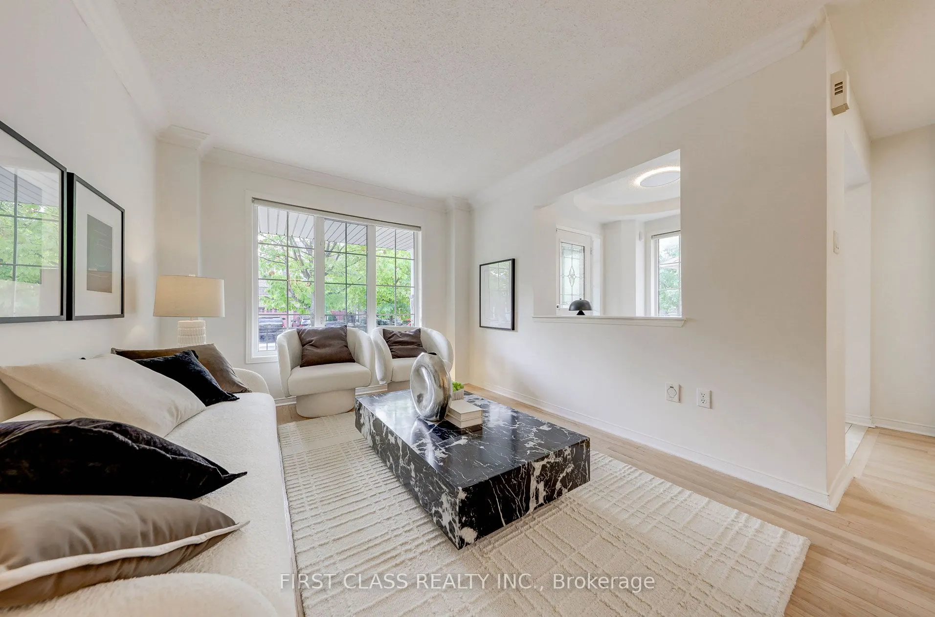 47 Lauraview Crescent