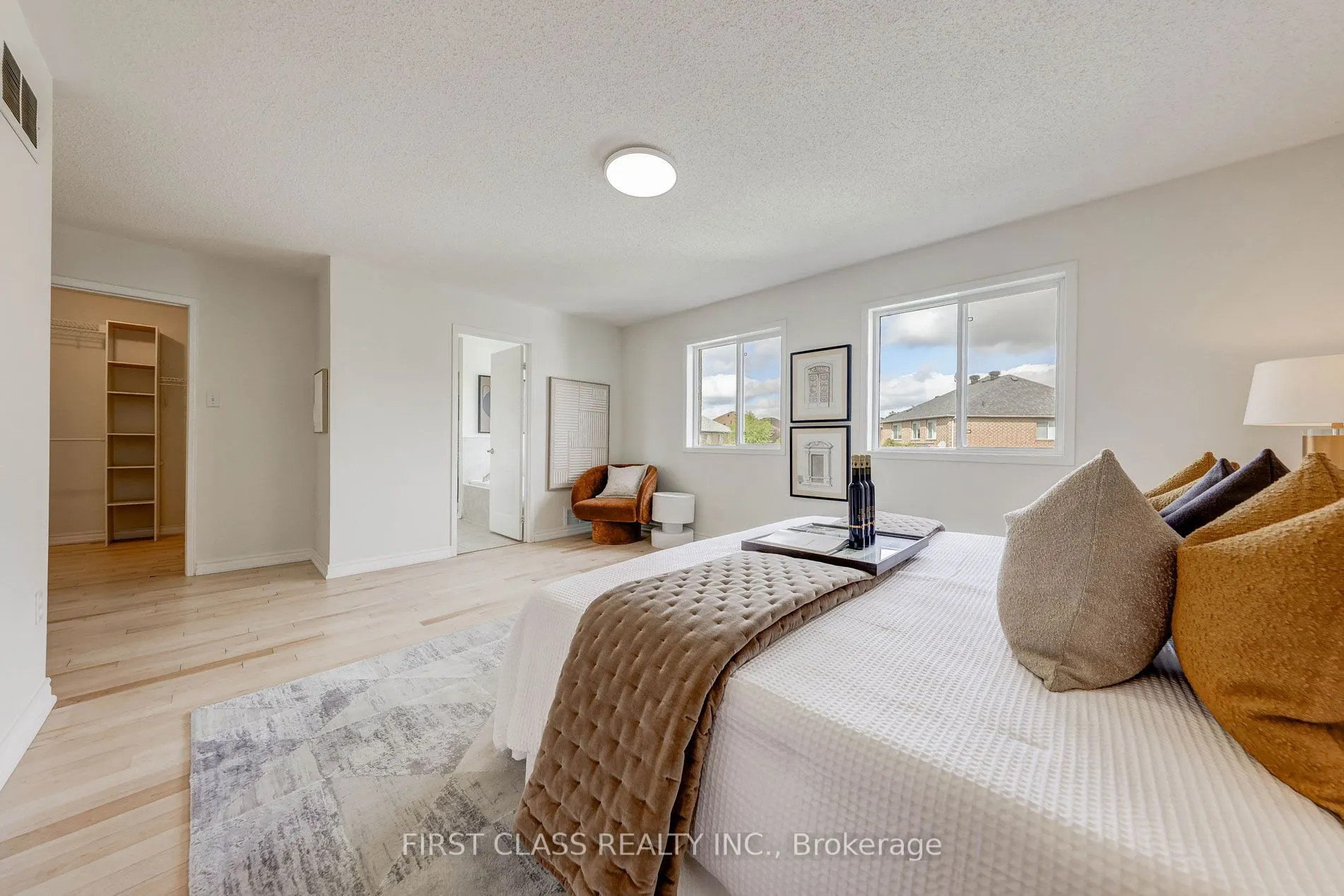 47 Lauraview Crescent